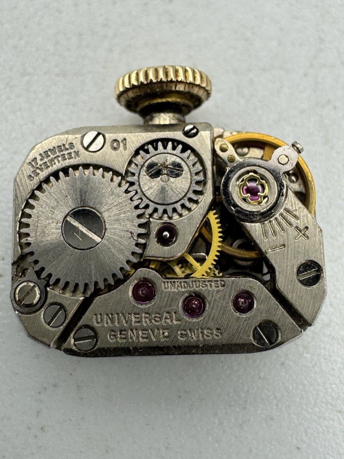 Vintage Universal Geneve Ladies Wristwatch Movement – Runs