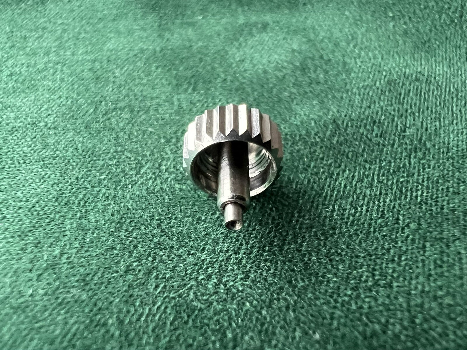 Genuine ROLEX 24-704-0 7mm Steel Watch Crown for Submariner & Daytona – OC#766