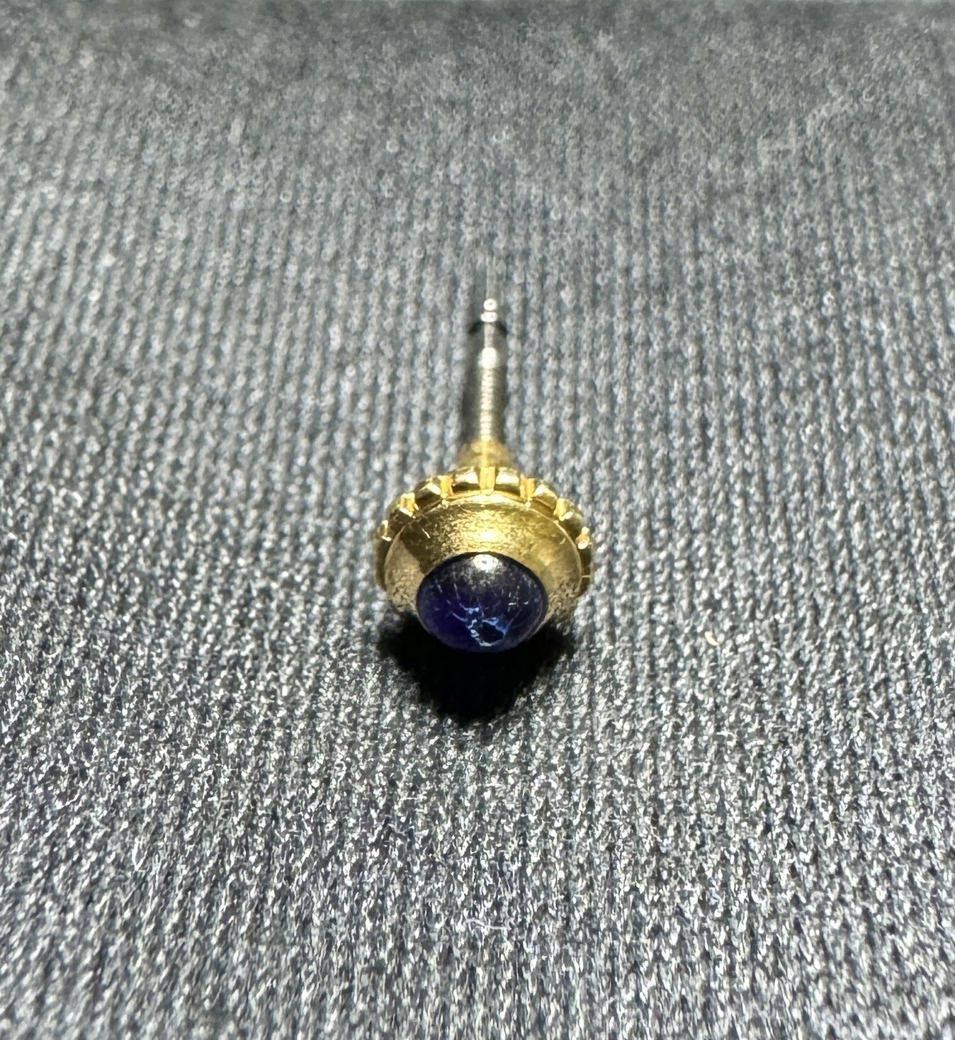 Genuine Cartier Crown Gold Plate With Blue Sapphire Stone 4.4 mm Tube 1.6 mm C25