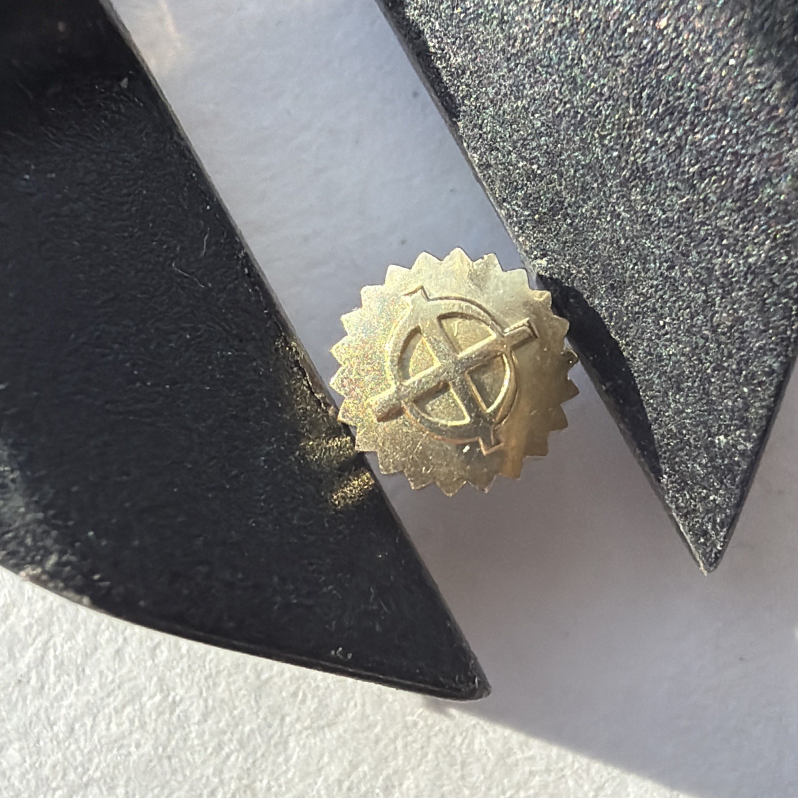 AV50 VTG GoldTone Replacement Zodiac 4.0mm Watch Crown Sold As Is Condition**