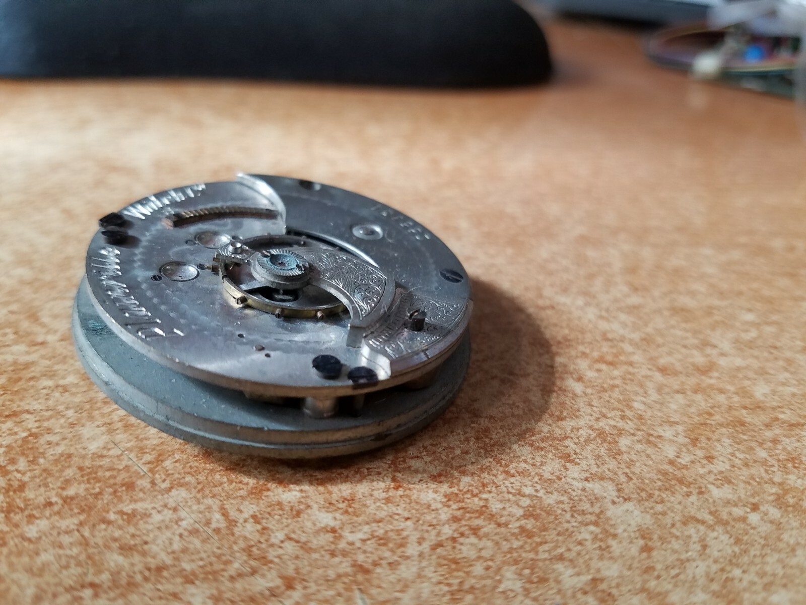 Vintage Plainville Watch Co. Pocket Watch Guts Untested Sold As-Is 1-3/4″