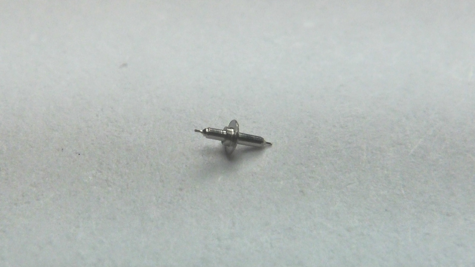 Rolex part parts 3 1/4″ 2146 Baguette Princesse Balance Staff. New