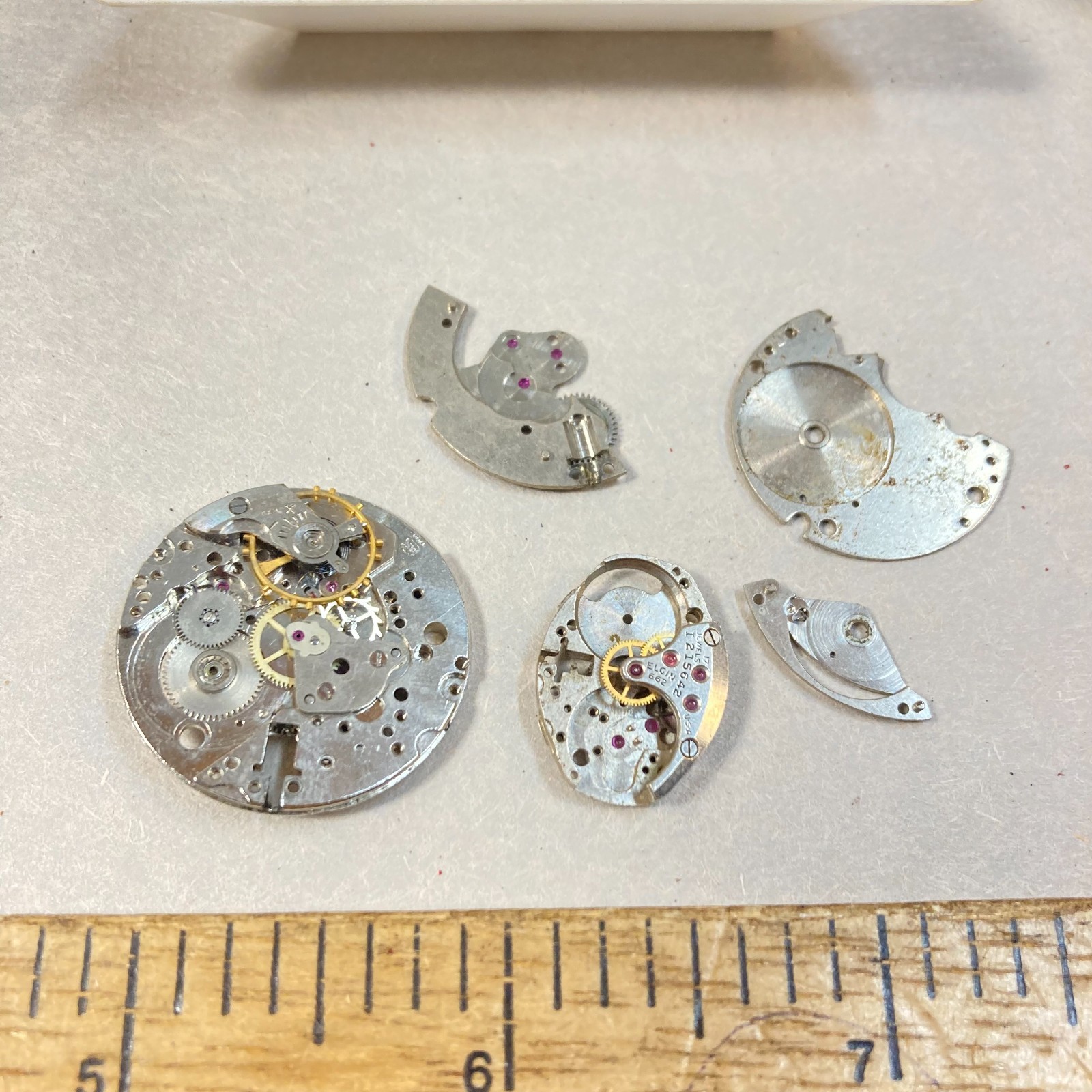 Vintage Elgin Watch Movement & Parts w/ Casker Tin Parts or Repair Non-Working