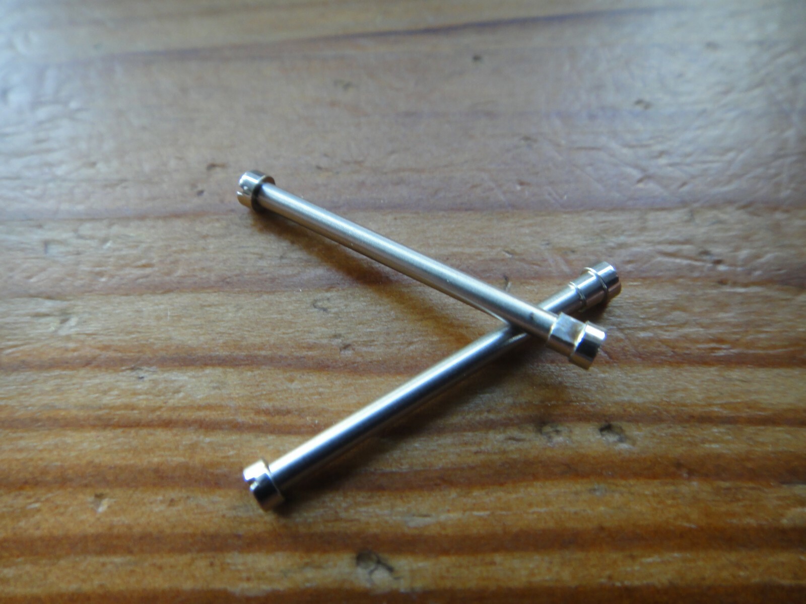 A Pair 21mm ORIS tri-wing screw bar pin ORIS AQUIS DATE 7732 Ø39.5mm 42164