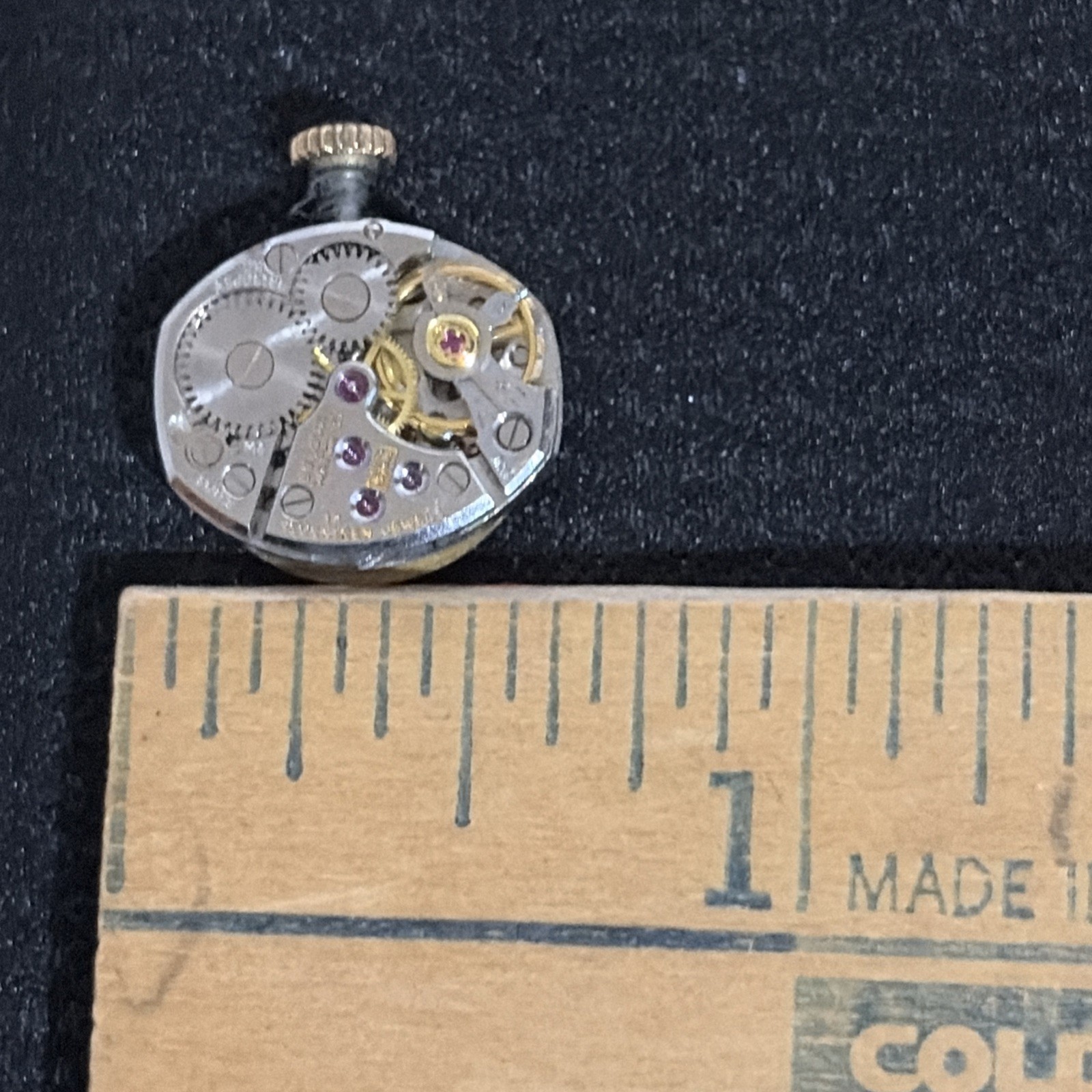 1965 Bulova Cal. 5AN Watch Movement – 17 Jewels – Swiss Made – M5 Date Code