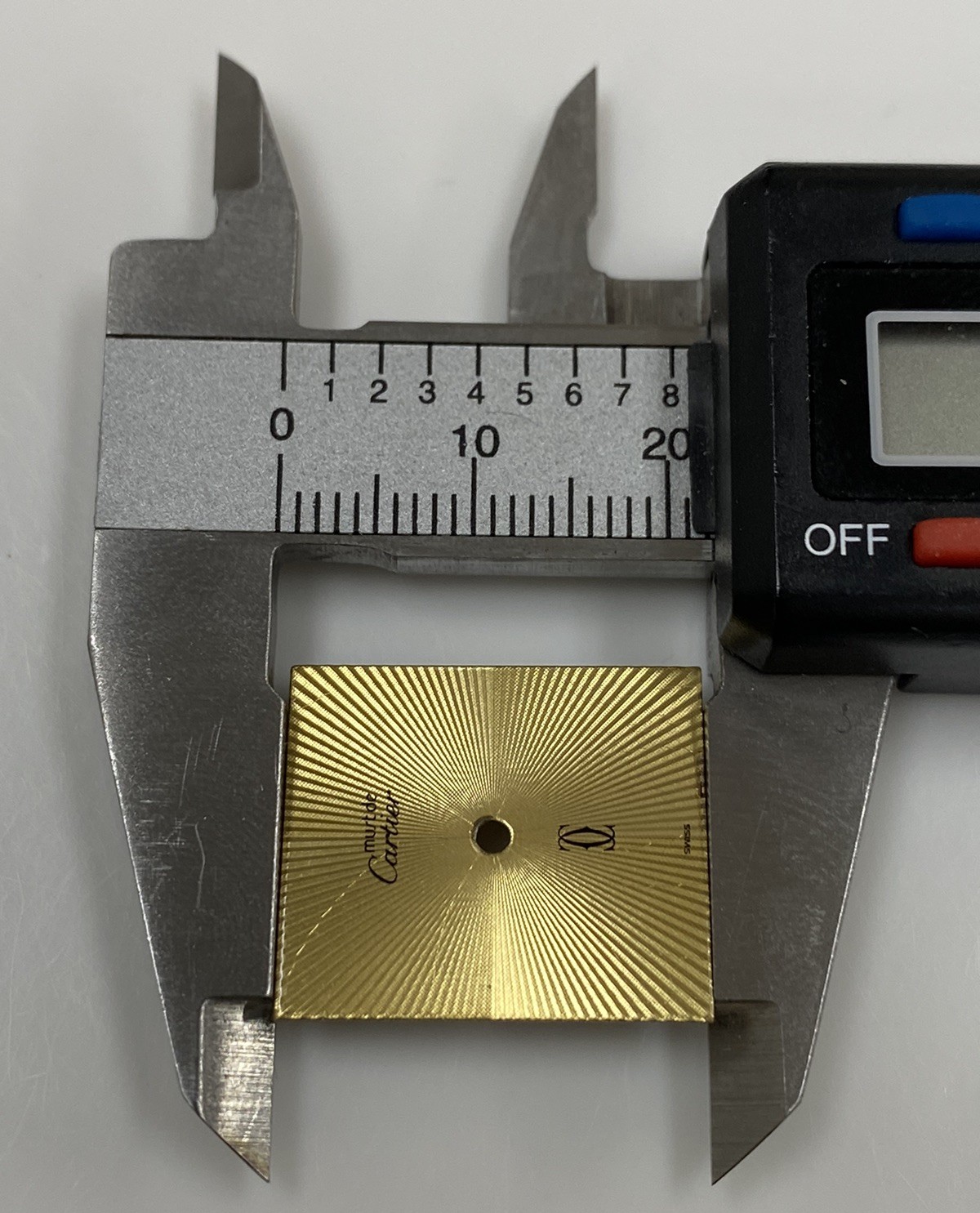 Original Cartier Must De Cartier GM Tank Cal. 78 (ETA 2512) Gold Sunburst Dial