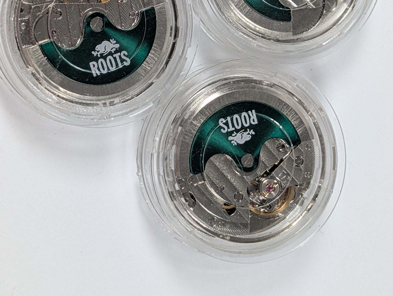 Lot Of 5 Roots Canada Automatic Watch Movement Seagull T16 Big Date Vtg NOS 28mm