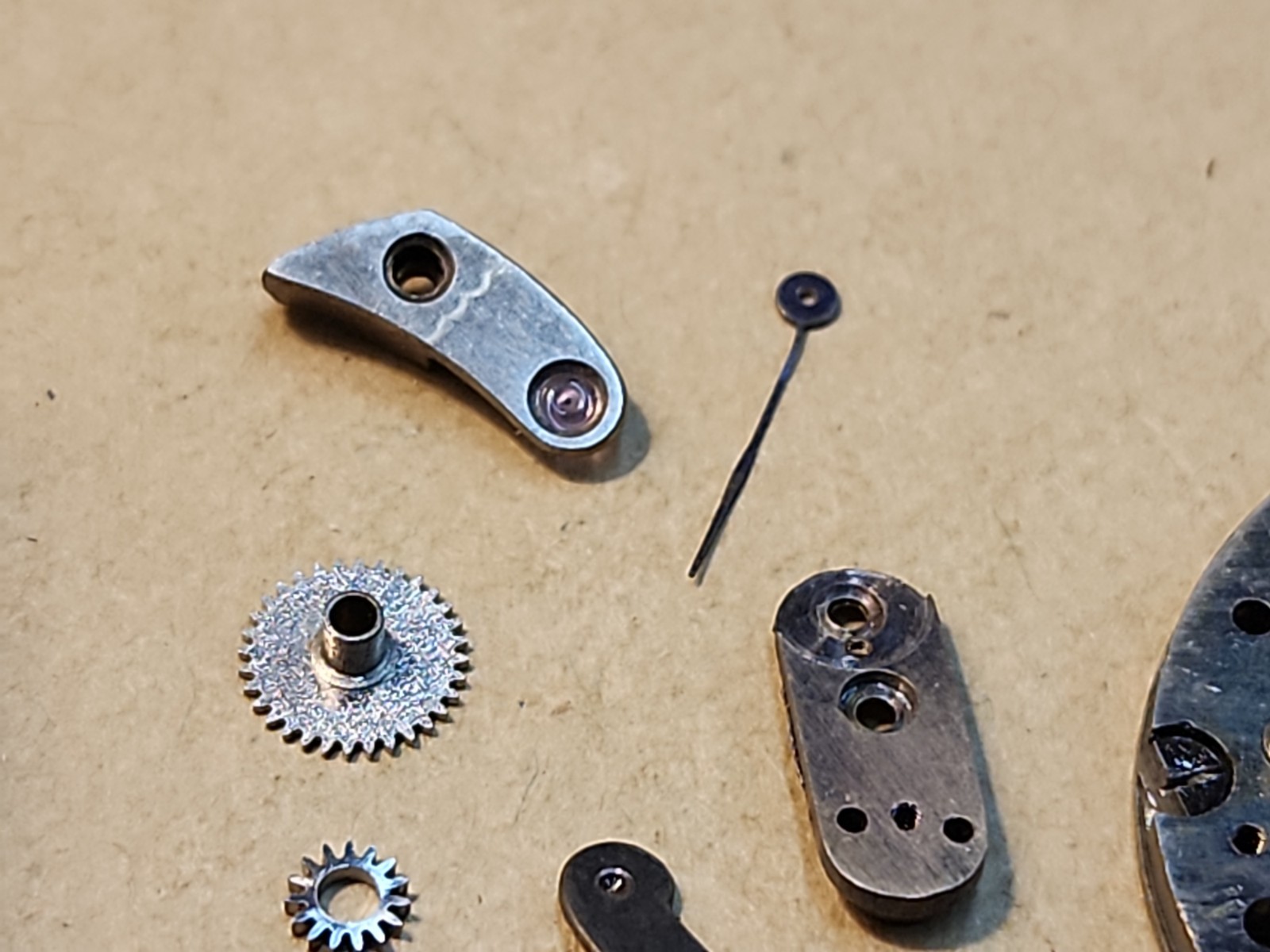 Lot Of Mixed AS? 10-1/2L Watch Parts-Plates, Bridges, Wheels, Dial-Parts Spares