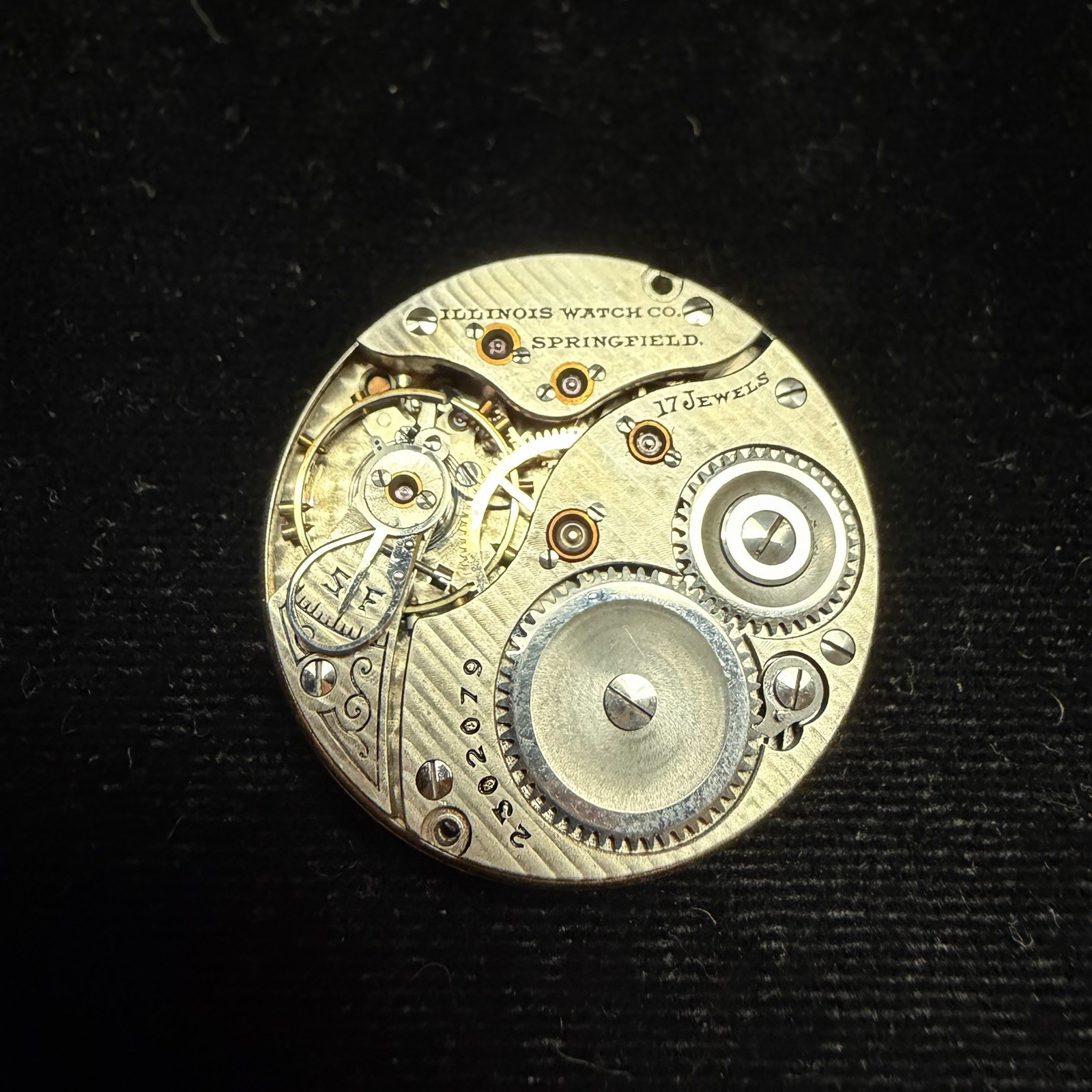 1910 ILLINOIS 0s 17J GRADE 57 POCKET WATCH MOVEMENT & DIAL For Parts Or Repair