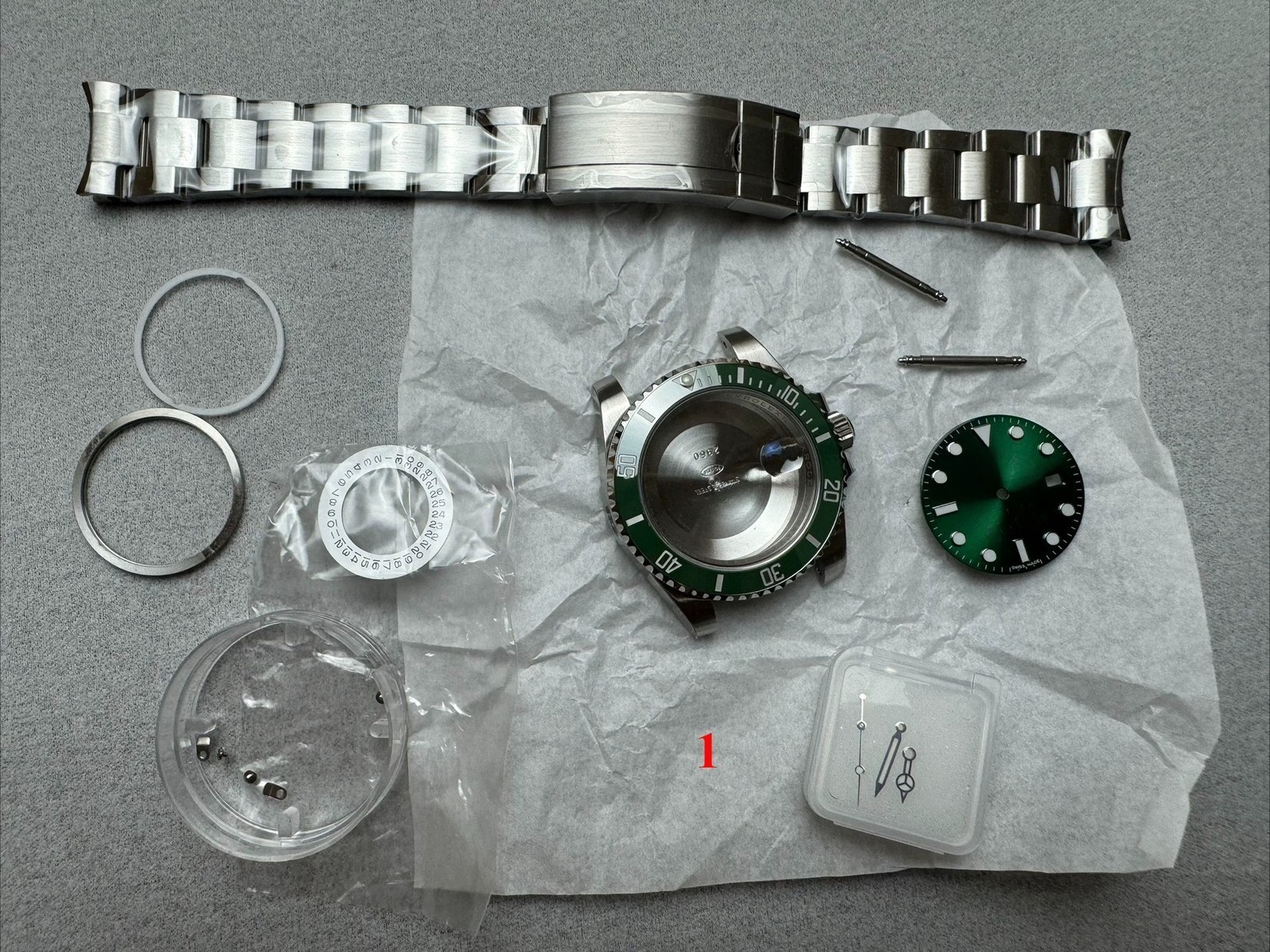 40mm Stainless Steel Watch Case With Band Kit for R Green Black SUB 2824 3135