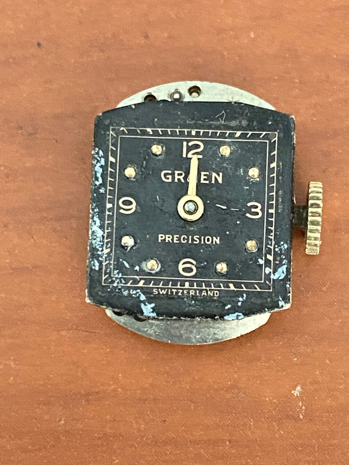VINTAGE LADIES GRUEN WRIST WATCH MOVEMENT, CAL. 275, KEEPING TIME, 17 JEWEL