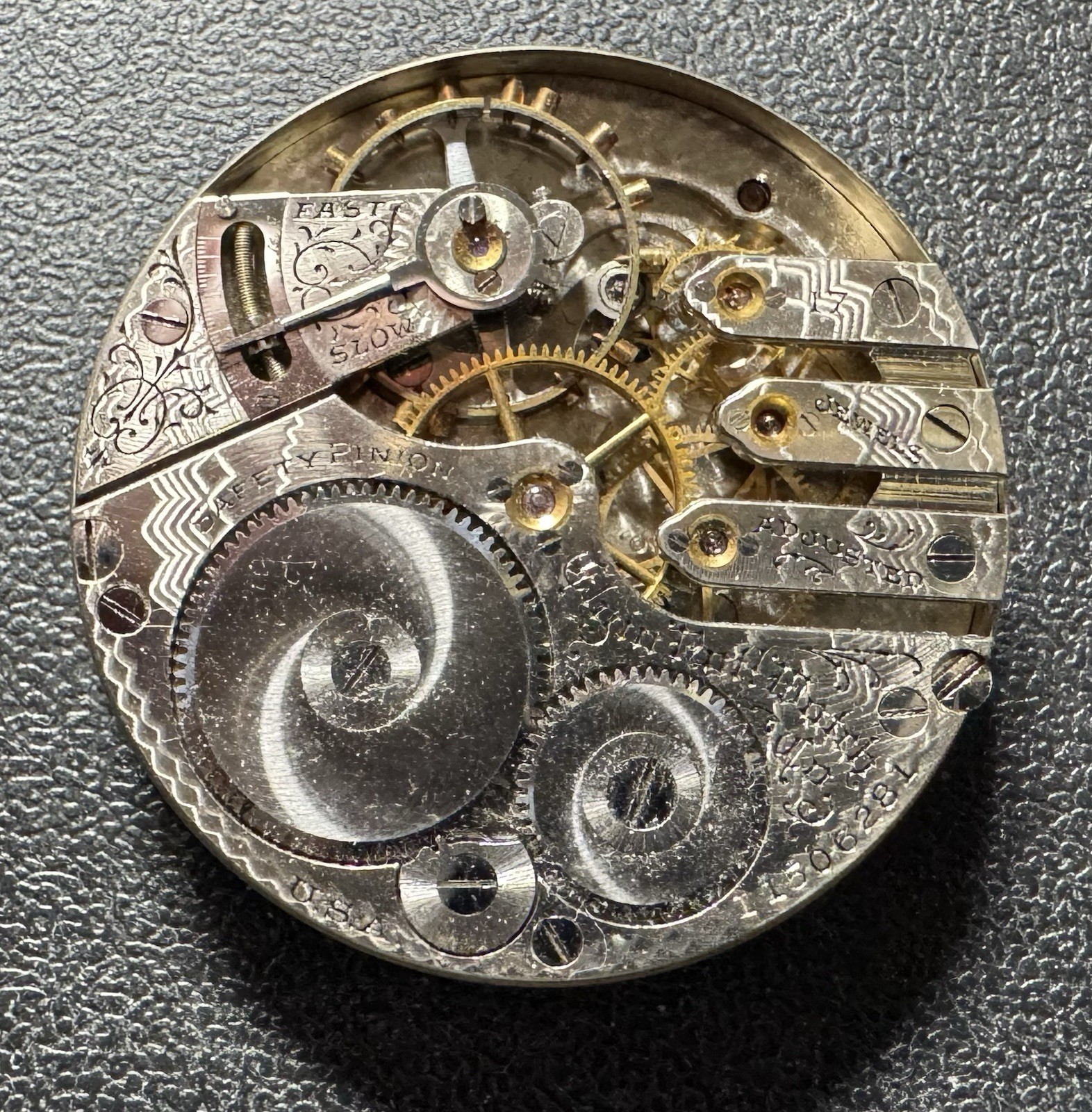 1905 ELGIN 16S 17J 3 FINGER BRIDGE GRADE 241 ADJUSTED POCKET WATCH MOVEMENT