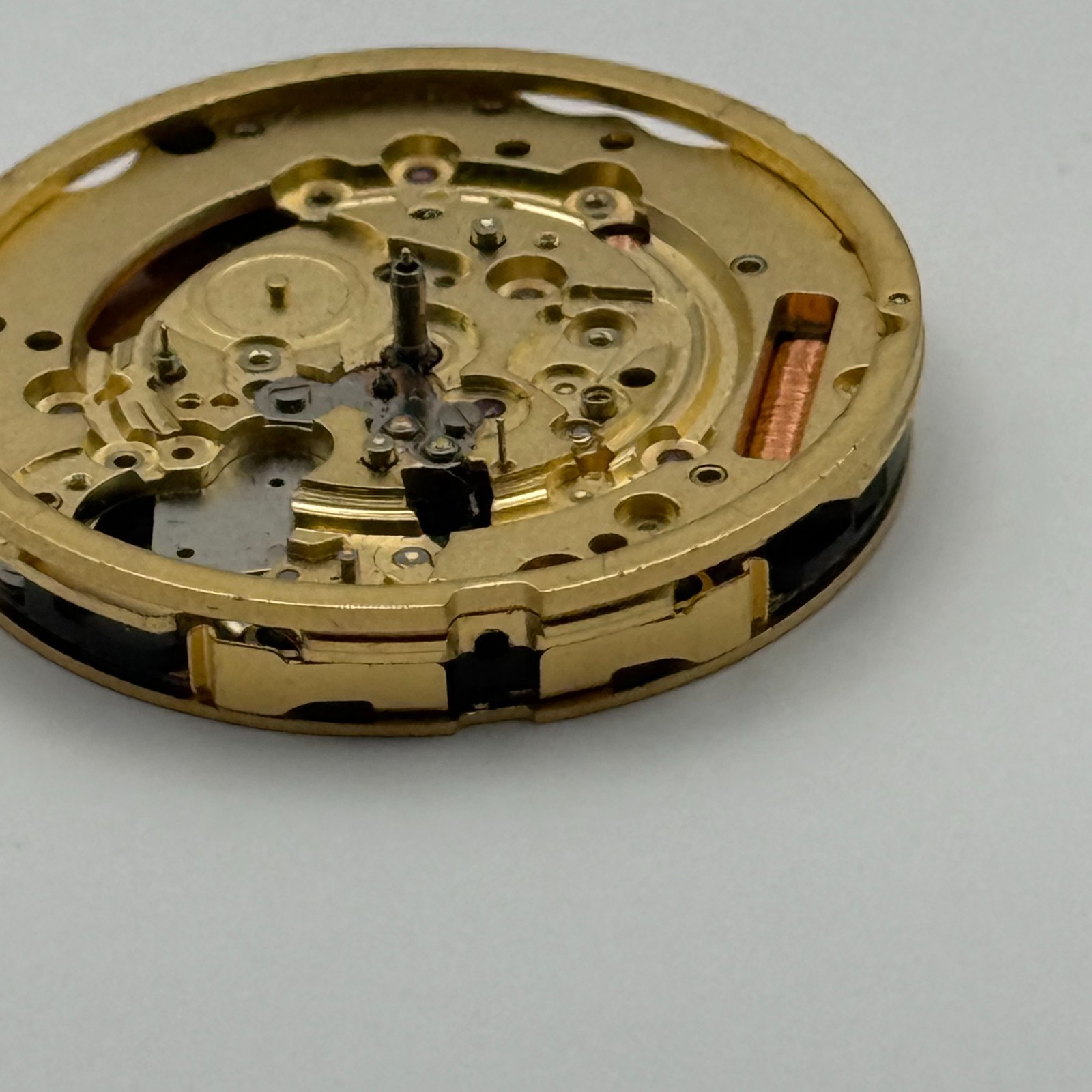 Ronda 5040.D Watch Movement Quartz Swiss R9 13 Jewels Parts Repair Spares 28.3mm