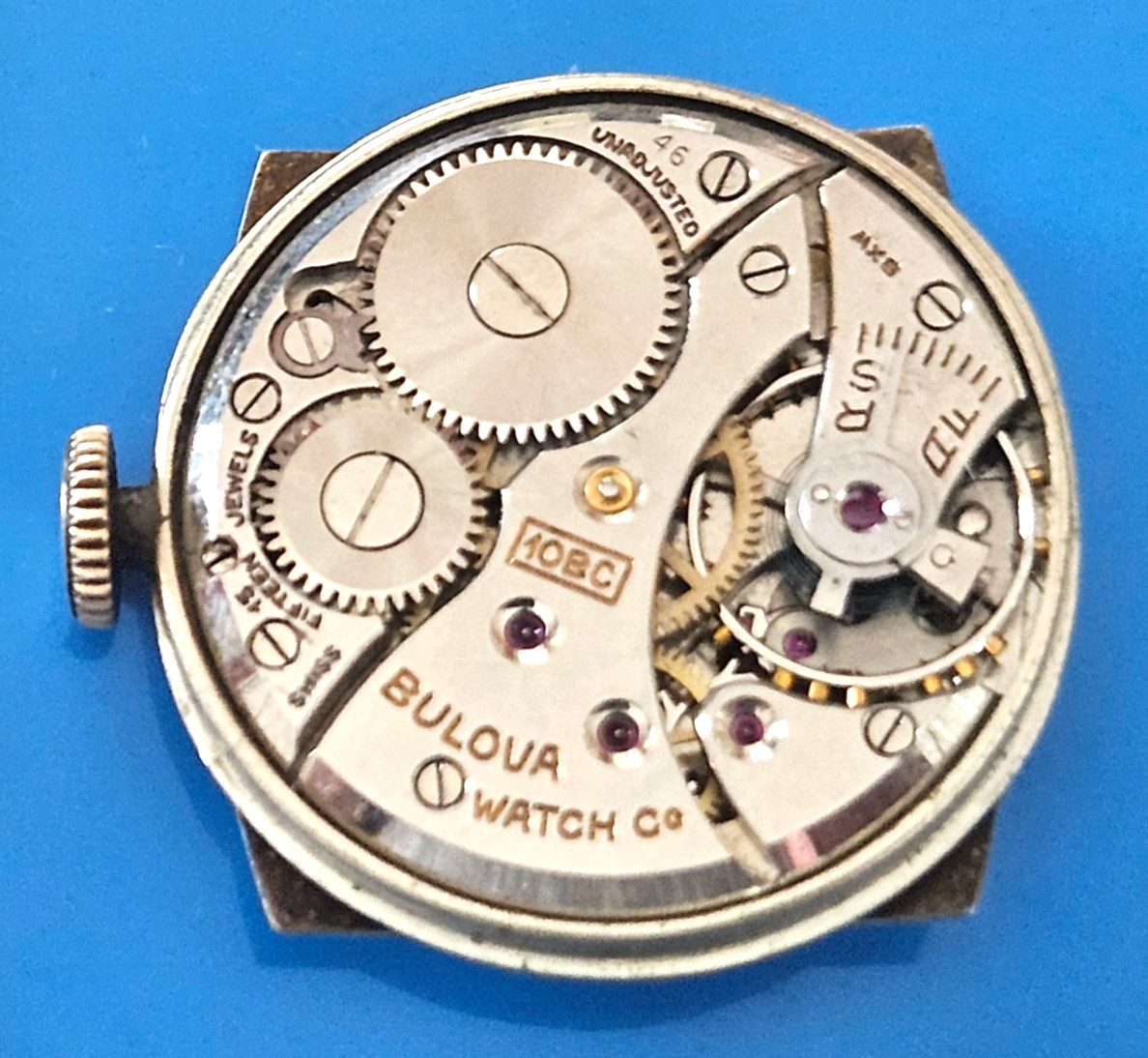 BULOVA 10BC 15J Men’s Watch Movement (REMOVED FROM GOLD CASE/BALANCE RUNS) 55