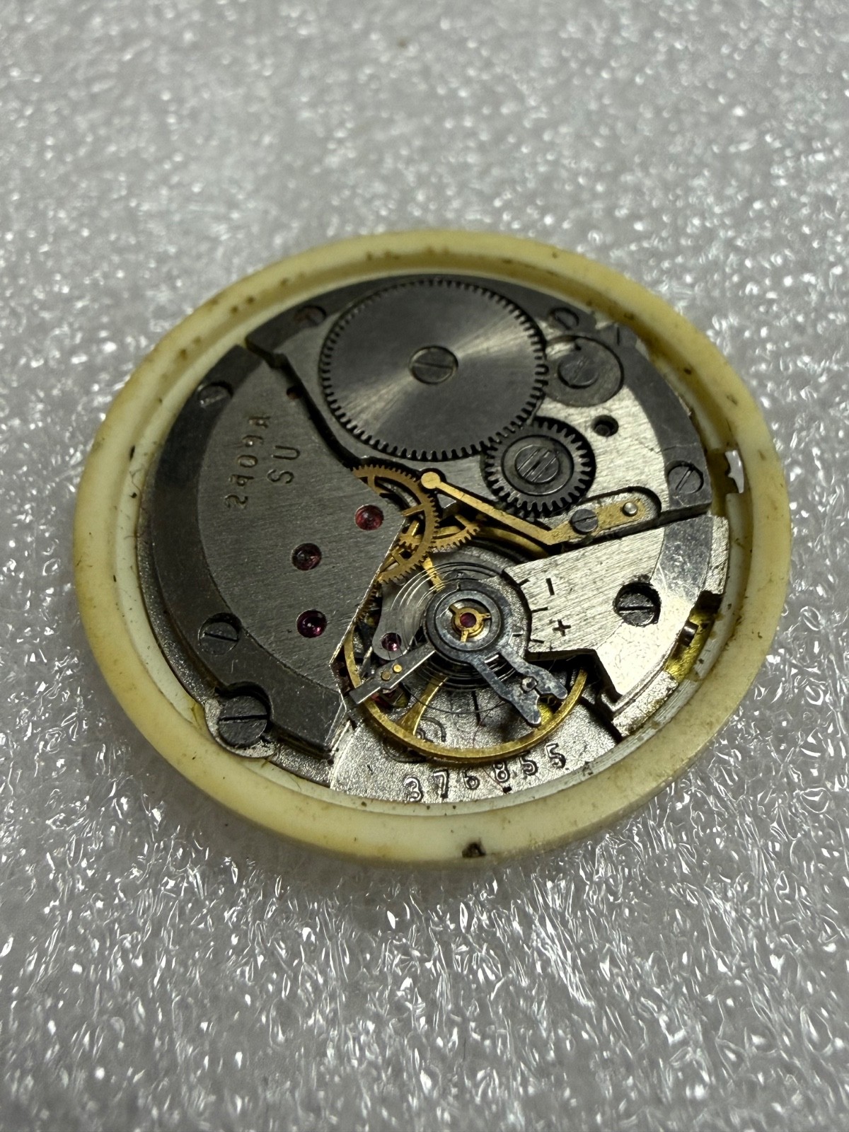 Watch movement USSR Vostok Cal.2409A plus Dial.For parts.