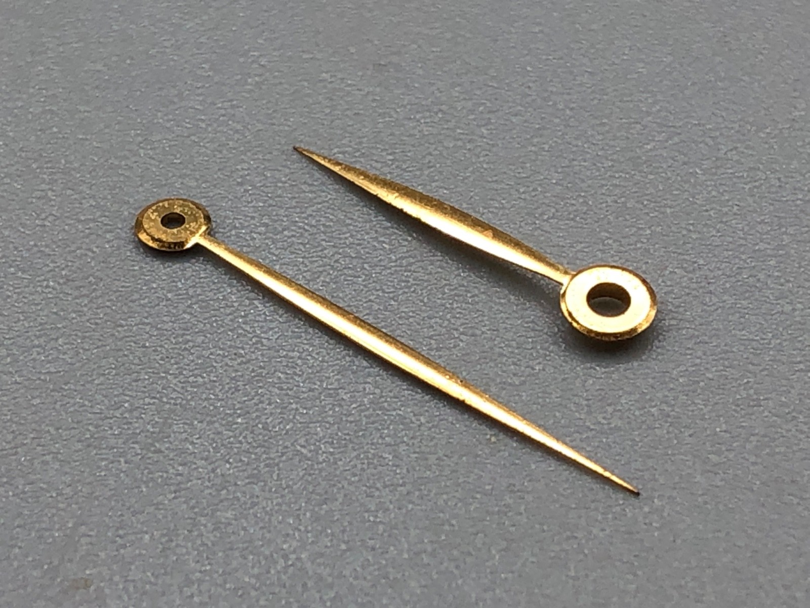 GENUINE 40s 50s OMEGA WATCH GOLD TONE LEAF HANDS Part #140GL 37 WATCHMAKER PARTS