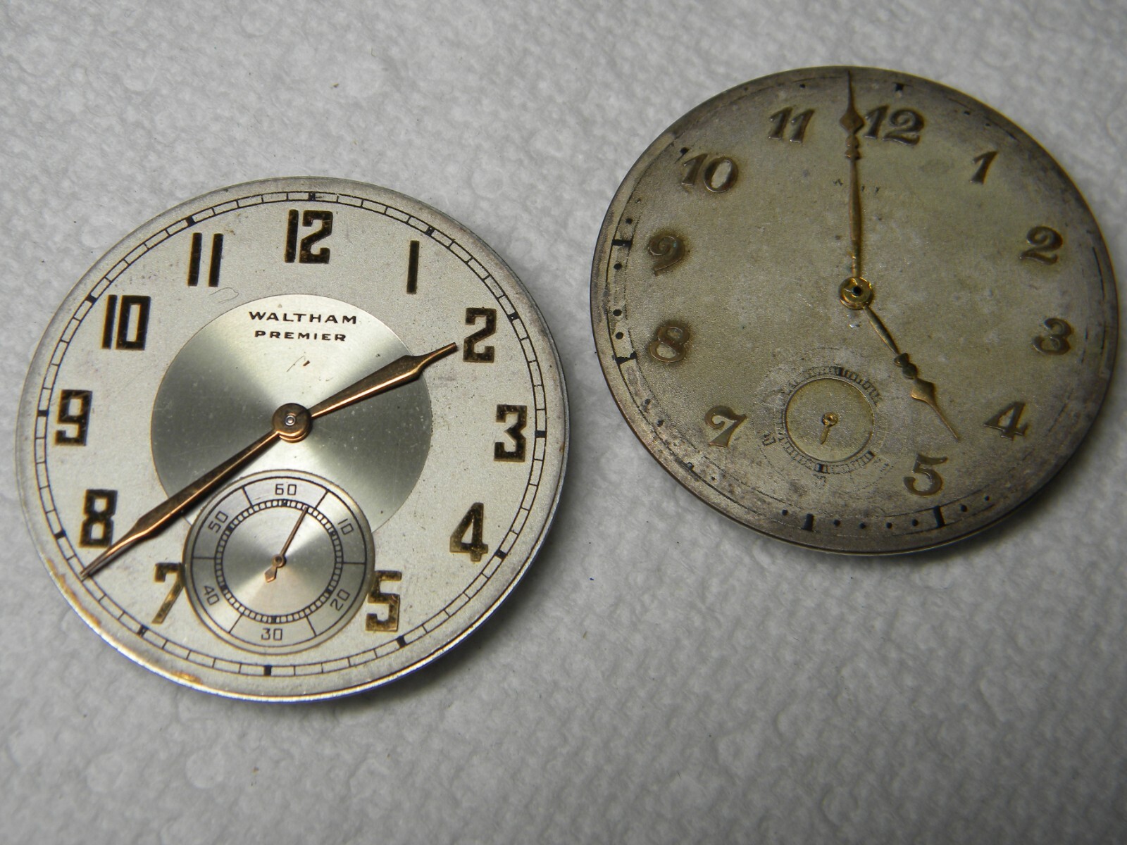 Pair Waltham Premier Colonial 17J 12S Pocket Watch Movements to Repair or Parts