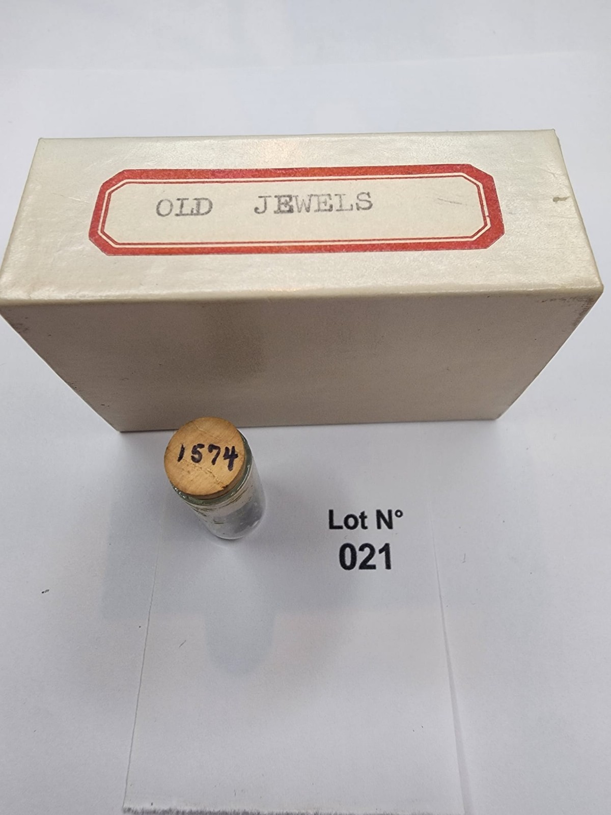 Vintage Watch Jewels Lot – Assorted Old Stock in Glass Vial #1574 with Box