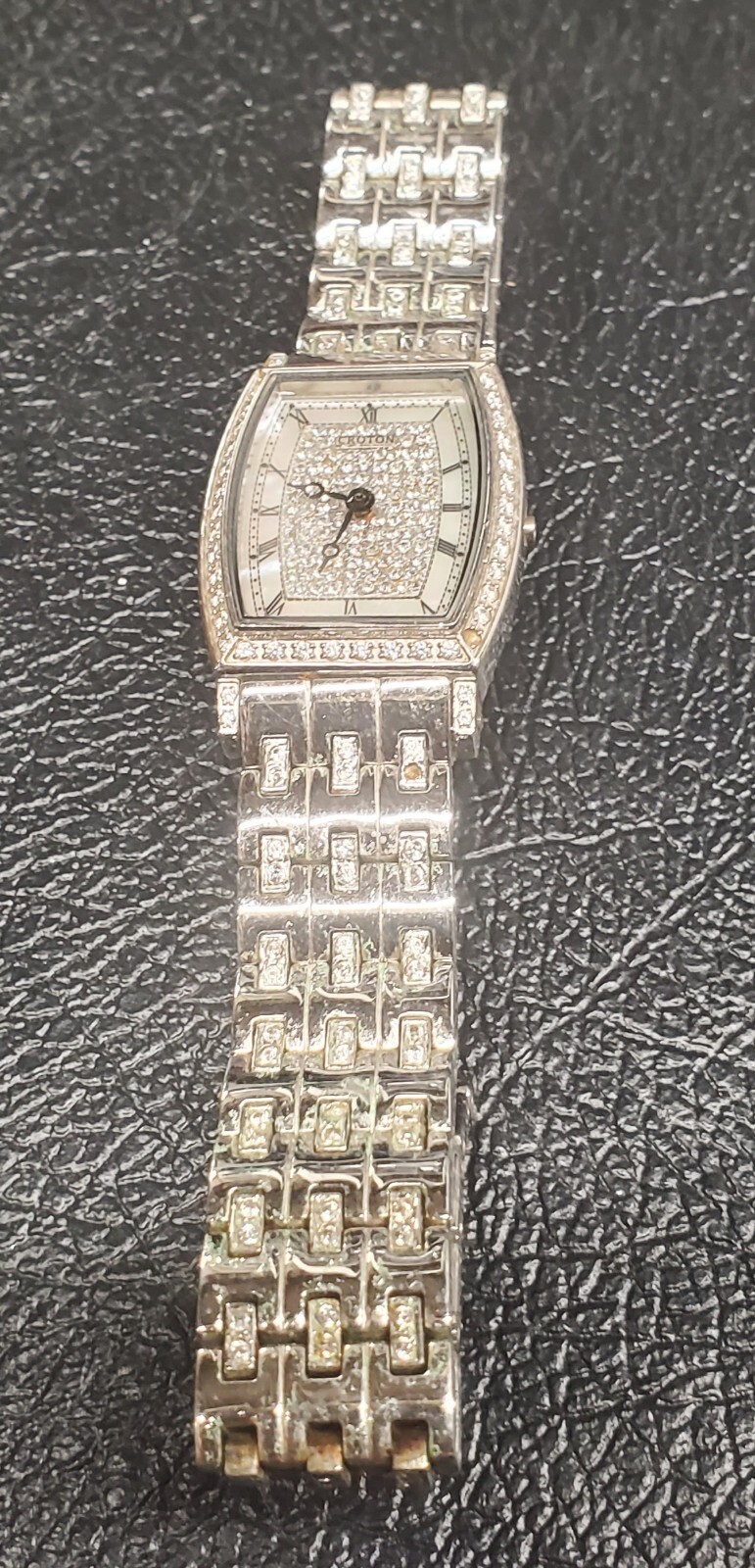 Croton Automatic Gemmed Watch Sapphire Crystal Silver 25 Jewels Mother Of Pearl