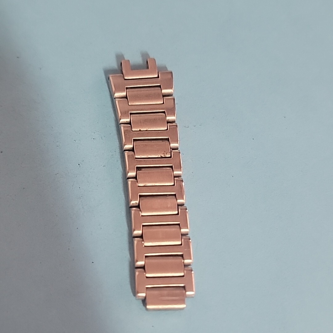 Partial Band Links For Gucci 9000L Two Tone This is 1 Piece Can’t Be Separated.