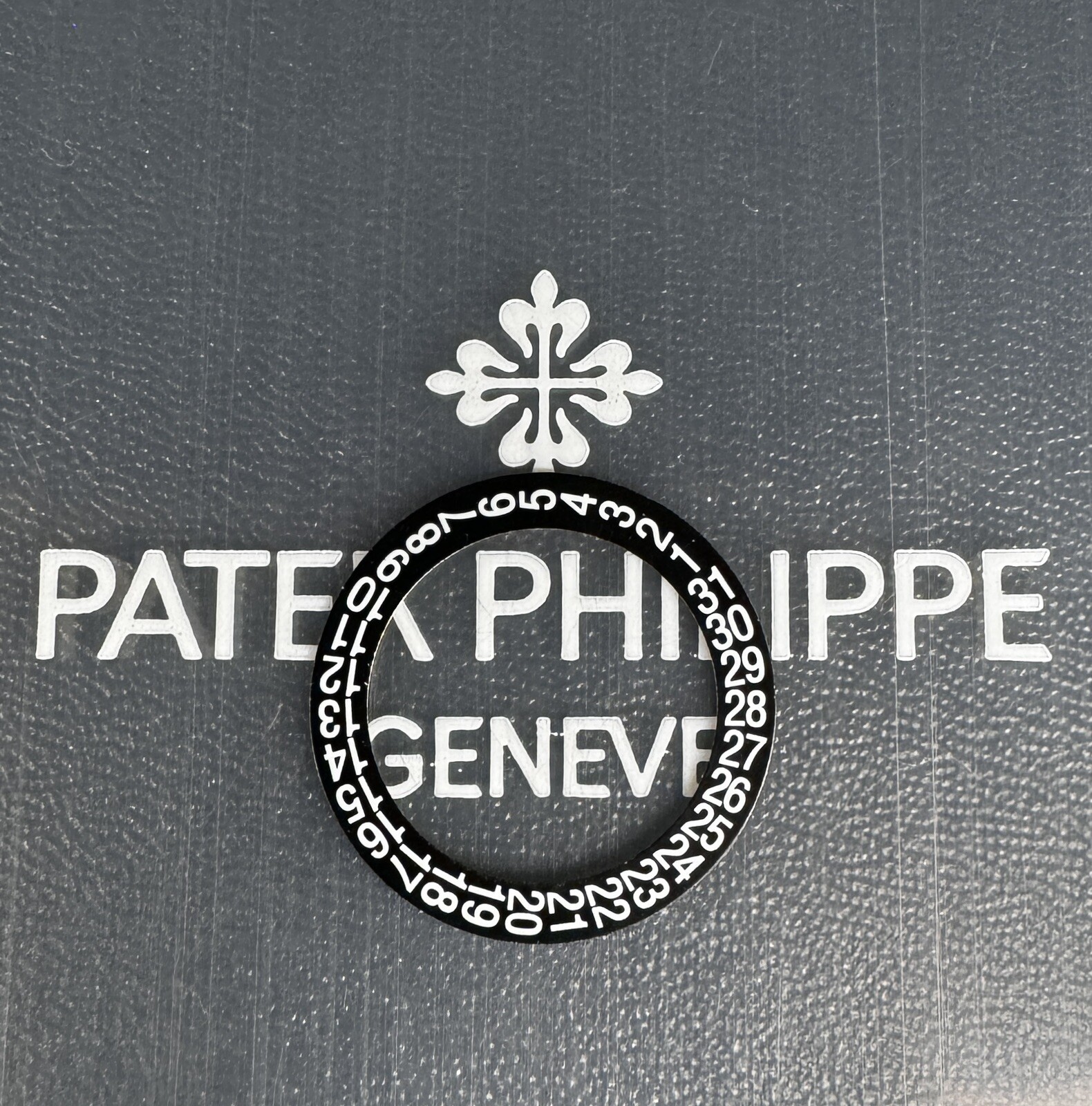 Patek Philippe Watch Movement Caliber 310 SC Part 2557/1 Date Indicator Black