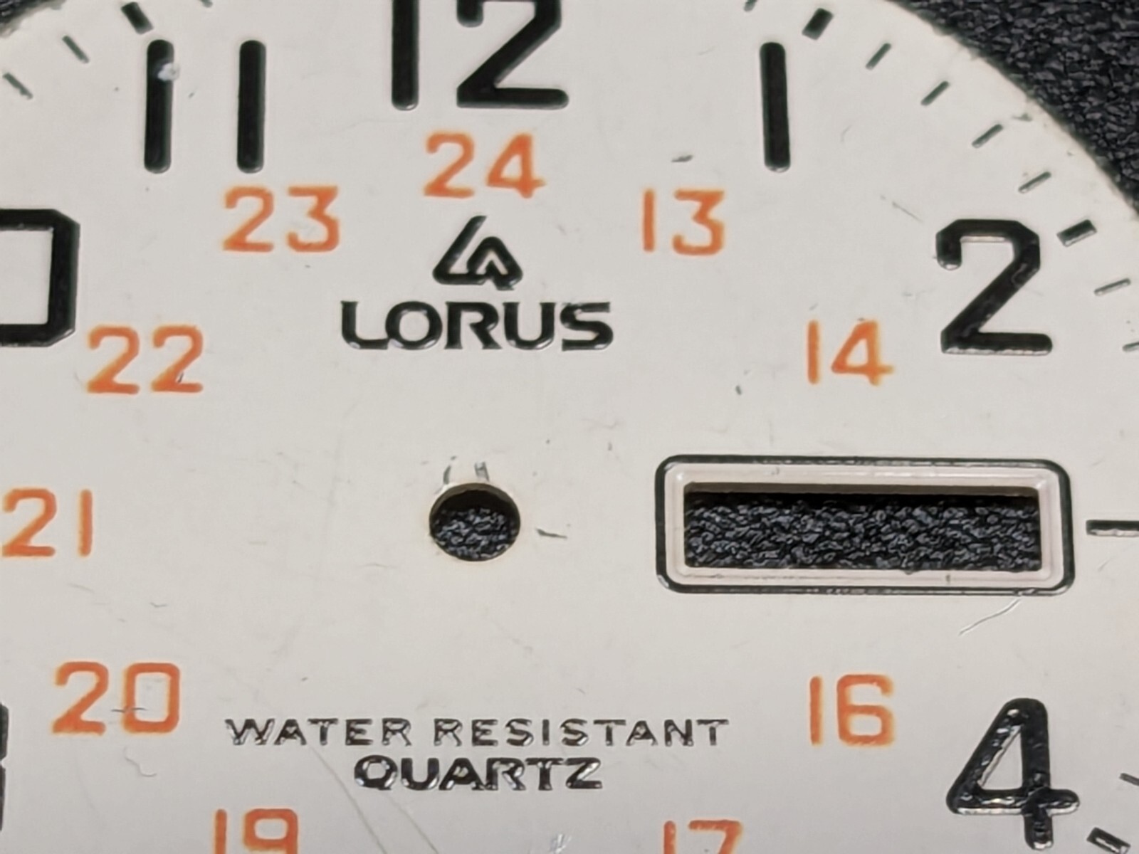 Vintage Lorus 28.5mm V533-8028 T Watch Dial – Black Mins/Hrs – Red 24 HRs