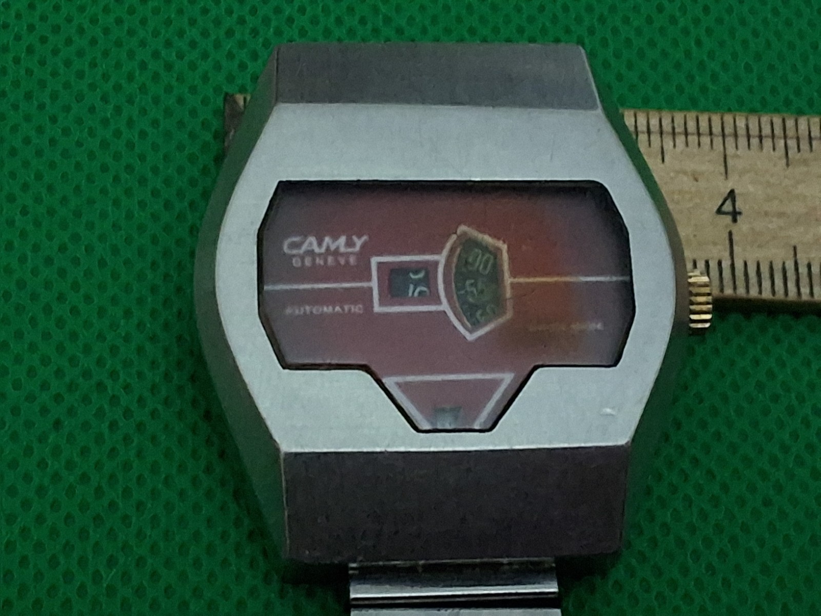Vintage CAMY 17 Jewels Manual Wind Wrist Watch Running Movements Swiss Made.