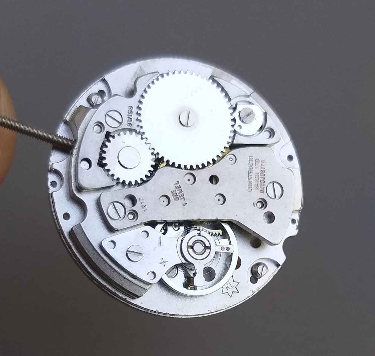 Ronda 1217 Cal. RL 1217 New Old Stock Hand Winder Swiss Watch Movement NOS 1970