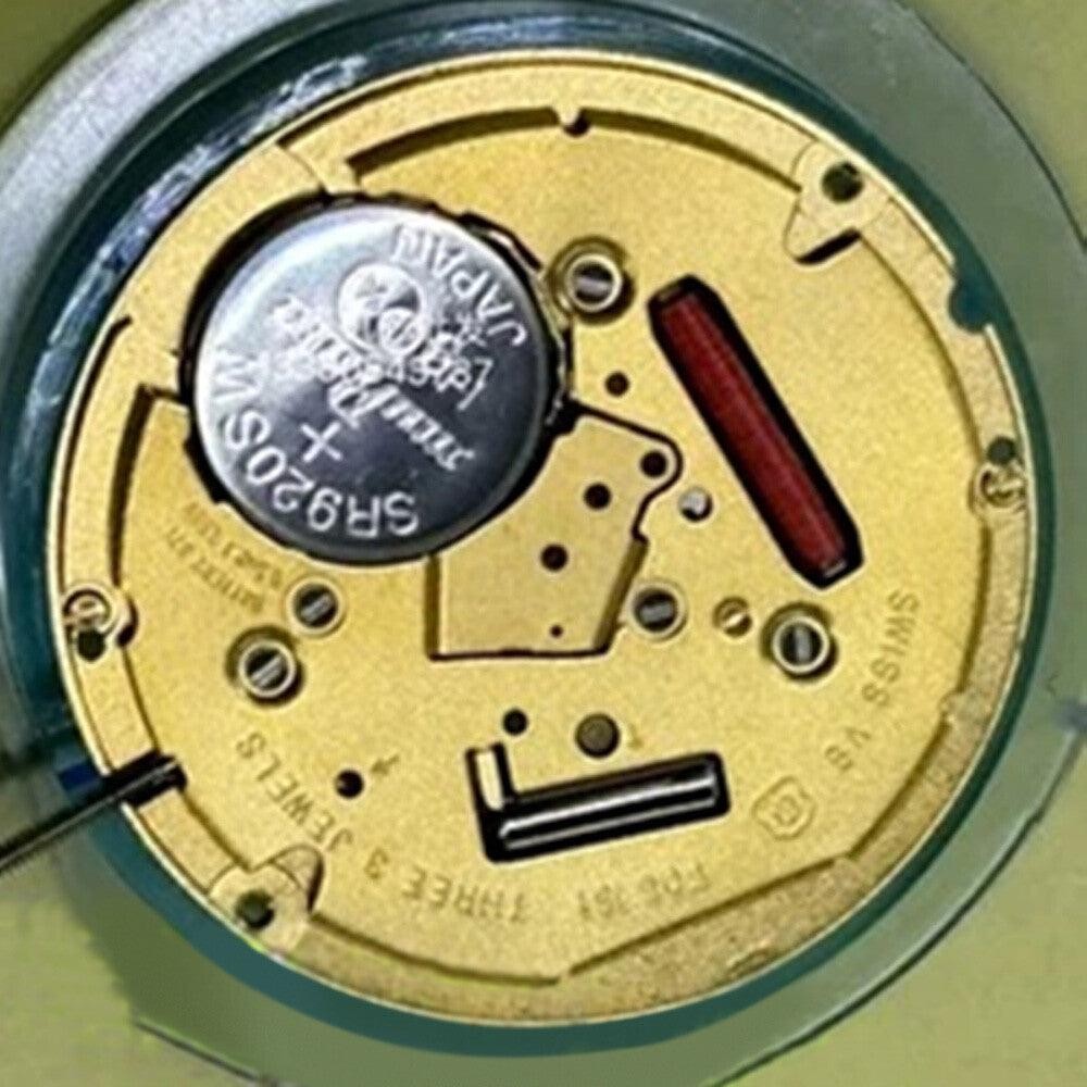 Swiss Made V8 Quartz ETA F06.161 Movement Single Calendar Large Date at 6 o’cloc