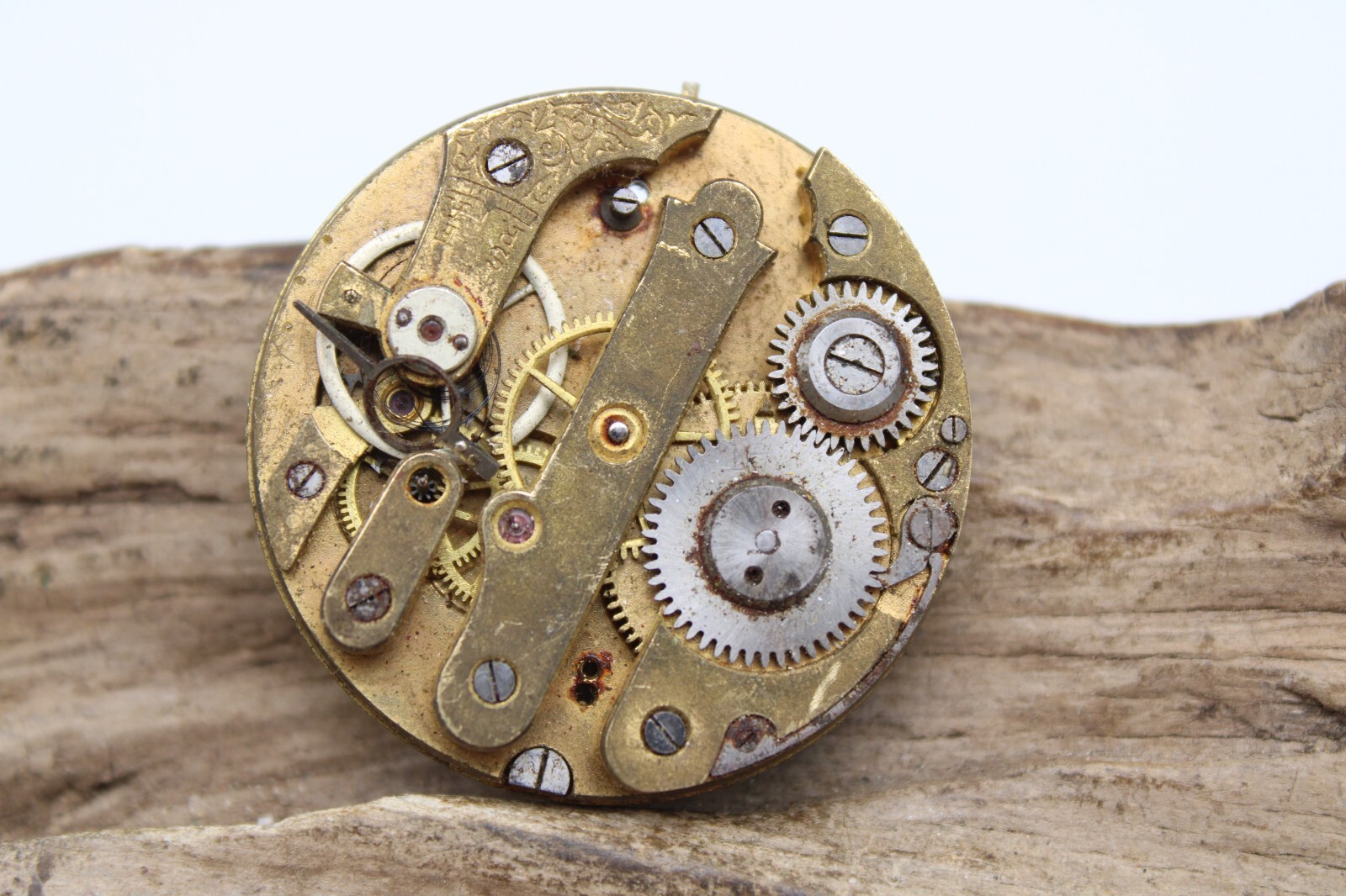 SWISS POCKET WATCH MOVEMENT 36.6mm FOR SPARES OR REPAIR (F4M2)