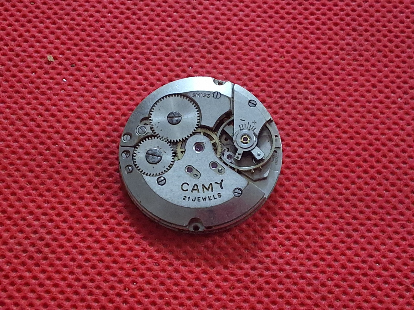 Vintage CAMY 21 Jewels Manual Wind Wrist Watch Running Movements Swiss Made.
