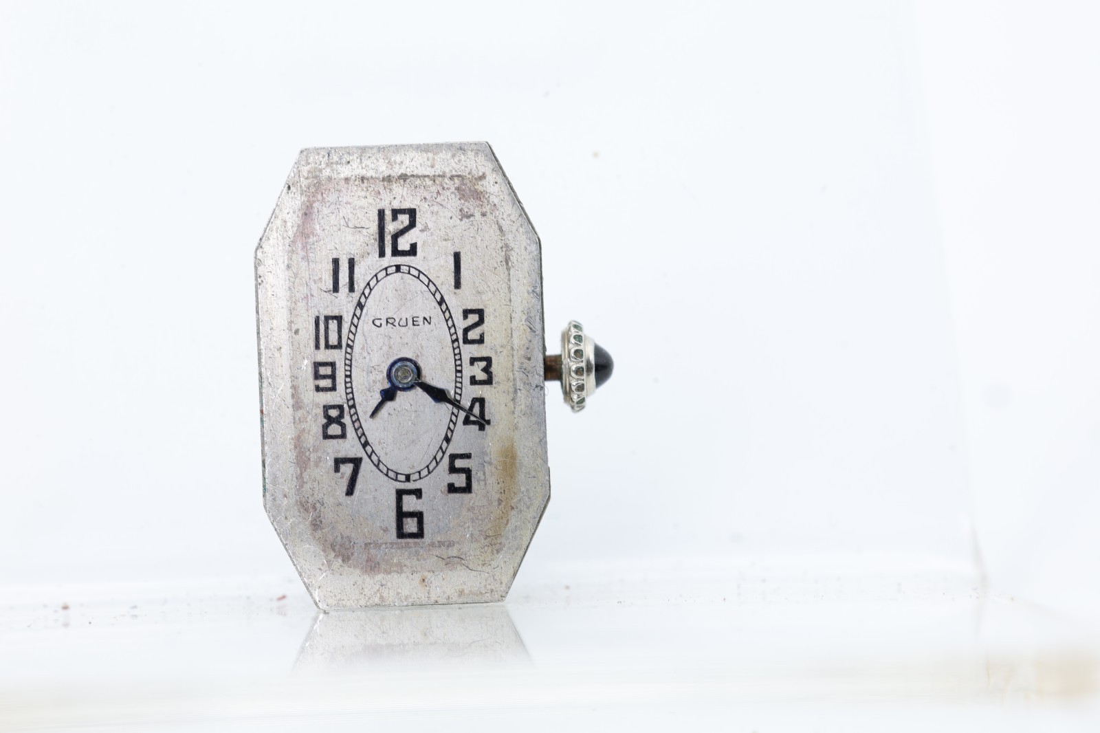 GRUEN cal. 153, 15j WRIST WATCH MOVEMENT, GOOD BALANCE (NF)