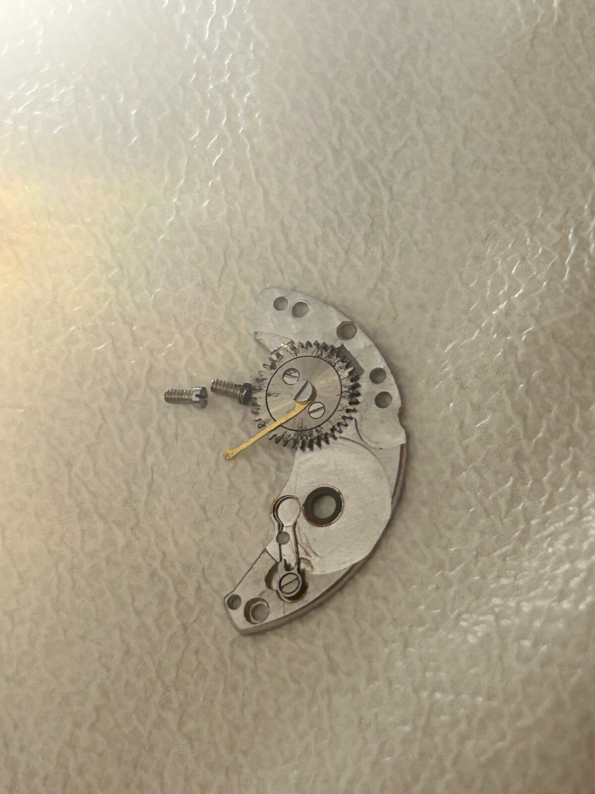 ROLEX 1570 Barrel Bridge Cod 7822 Cal 1525, 1530, 1556, good condition + screws