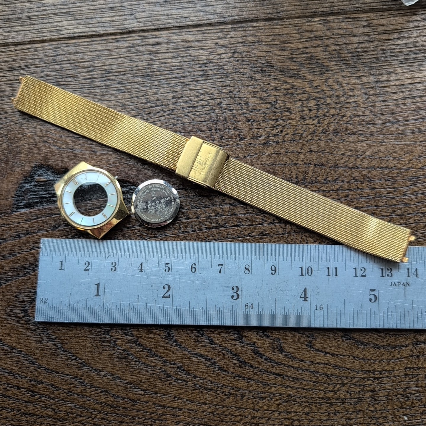 Lot of Watch Parts inc D&G, Skagen, Hugo Boss Case (DG11)