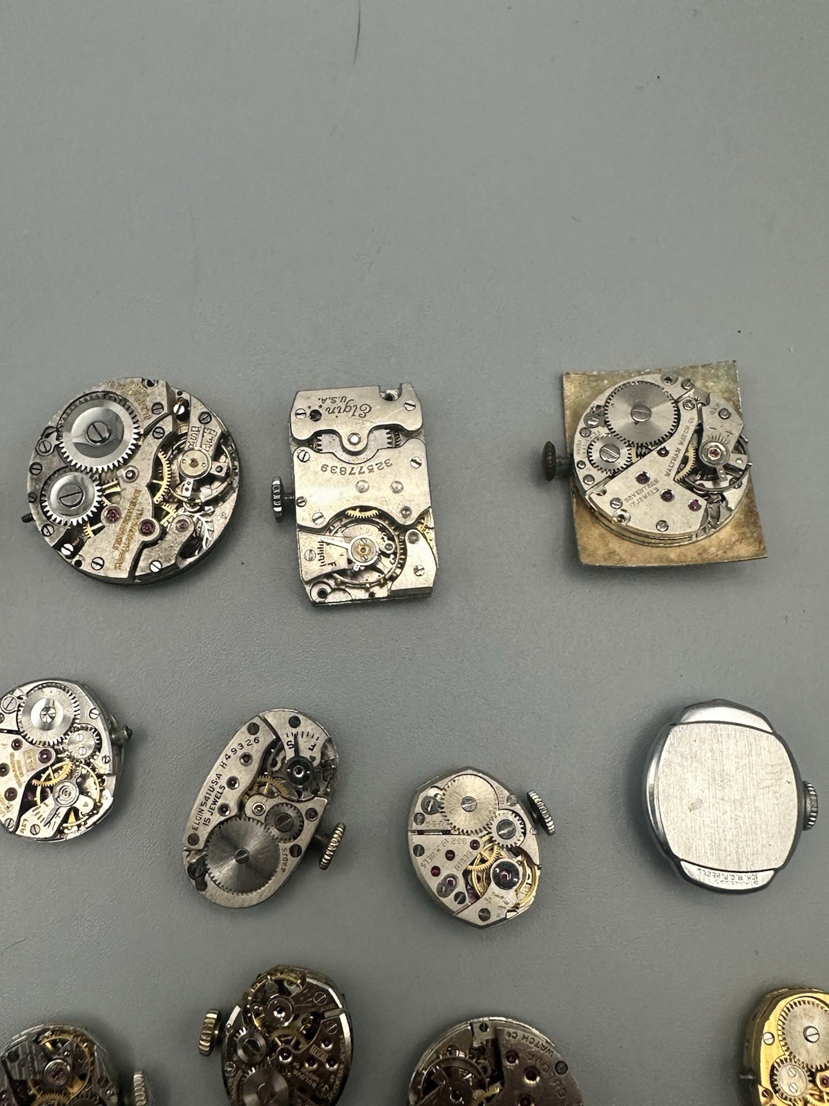 Lot of 22 Vintage Ladies Watch Movements For Parts Elgin Bulova Waltham Hamilton