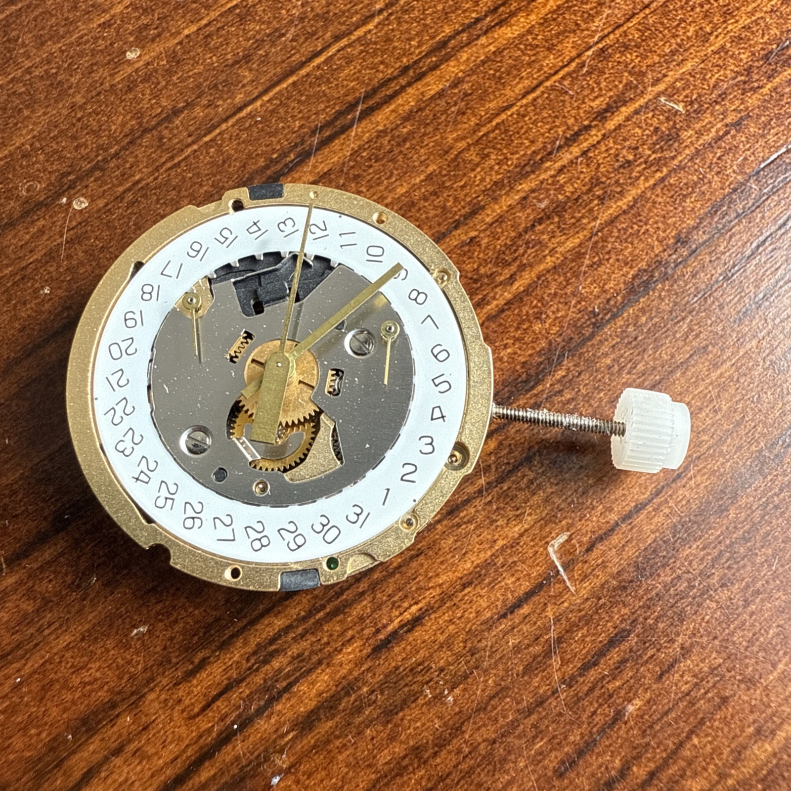 ETA 251.471, Swiss Quartz Chronograph Watch Movement– Date at 4, 2 Counter USA
