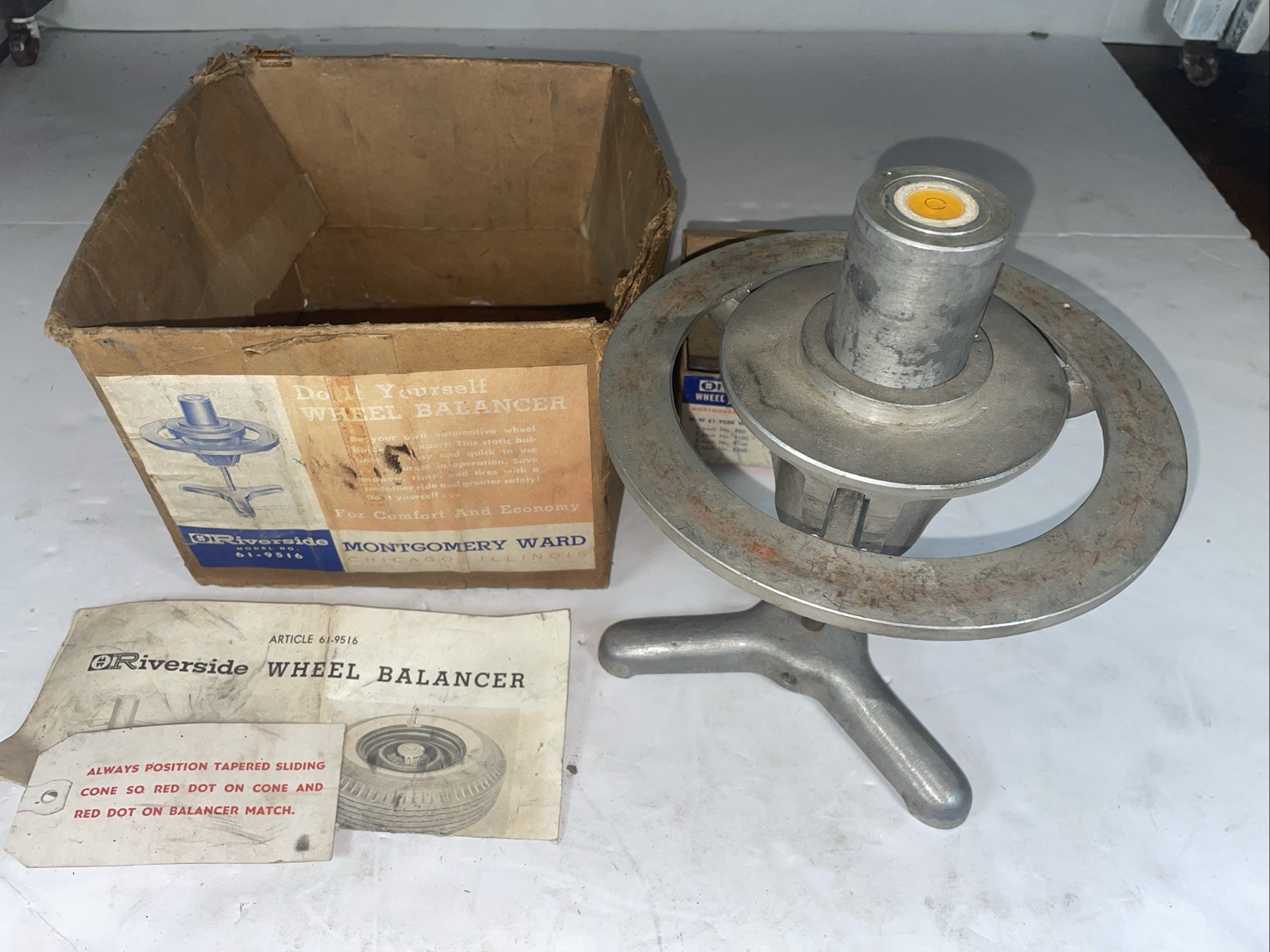Vintage Montgomery Ward Riverside Wheel Balancer Complete Boxed Set 61-9516