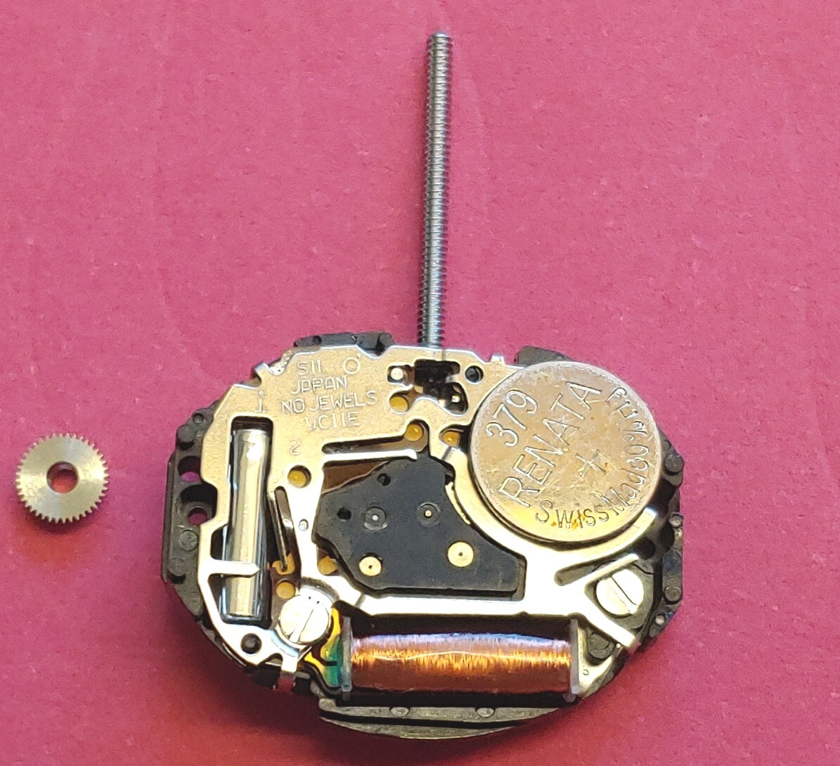 Seiko VC11E-3 Hand Quartz Watch Movement. NOS. Sets, Runs, Keeps Time 24 Hrs.