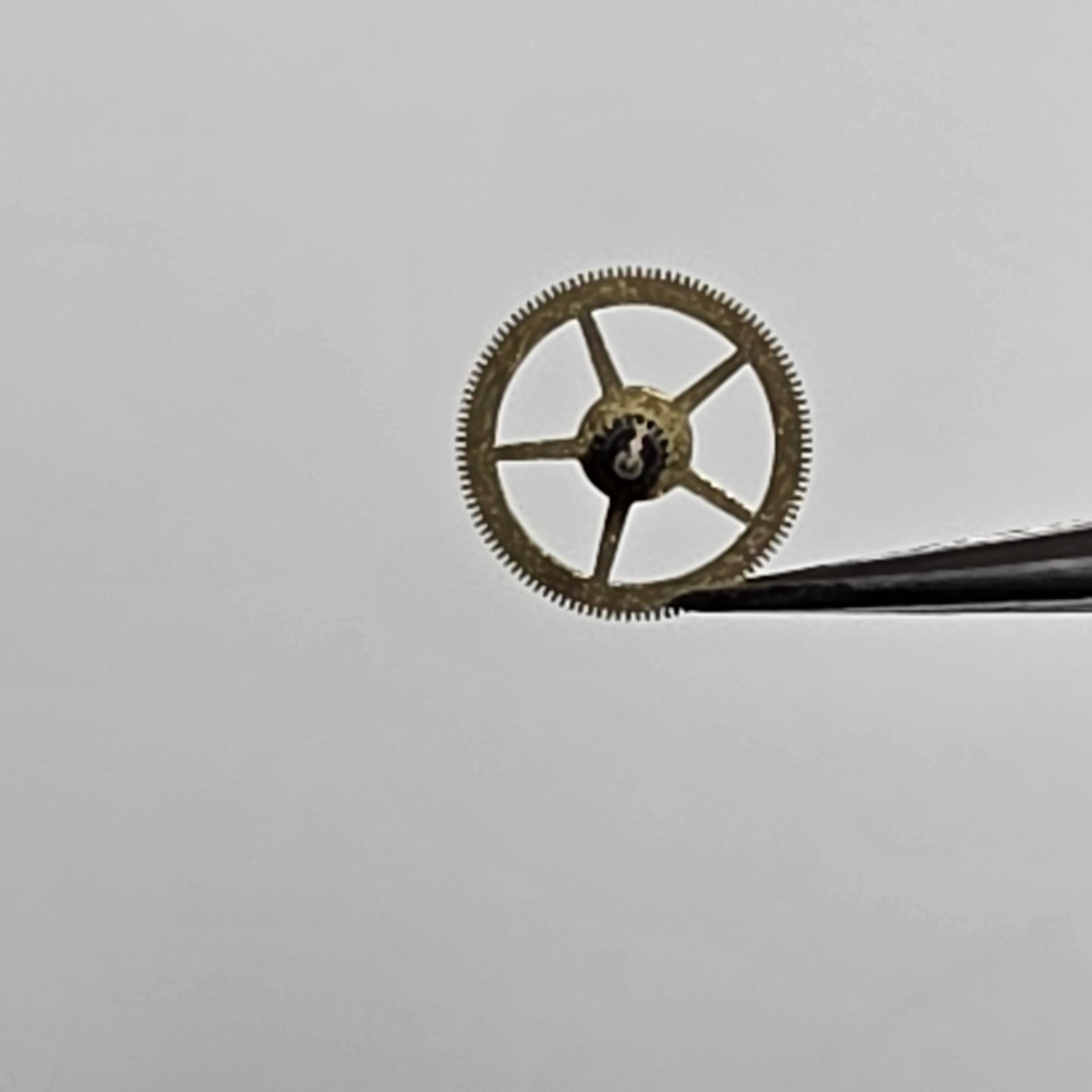 Center Wheel Zodiac FEF Cal. 6630 Original Watch Part W/118