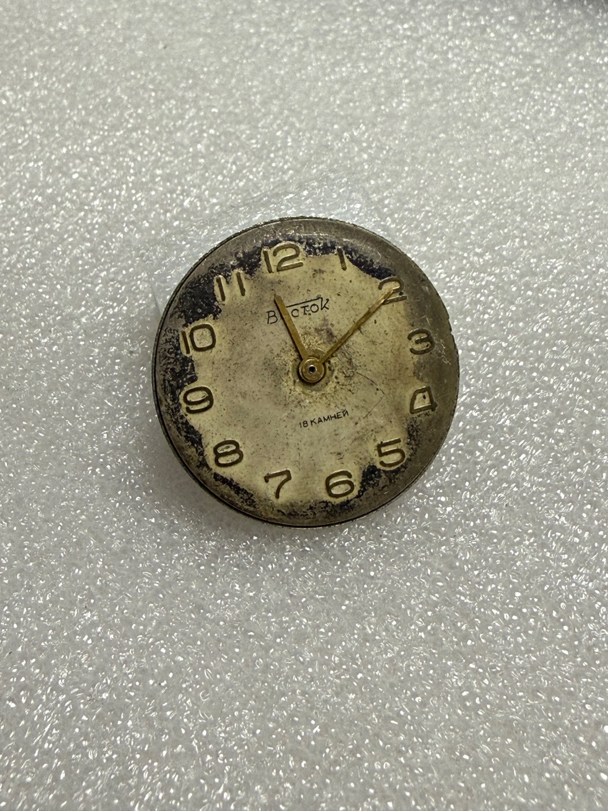 VINTAGE Vostok Wostok Cal. 2209 USSR SOVIET watch Movement. FOR PARTS