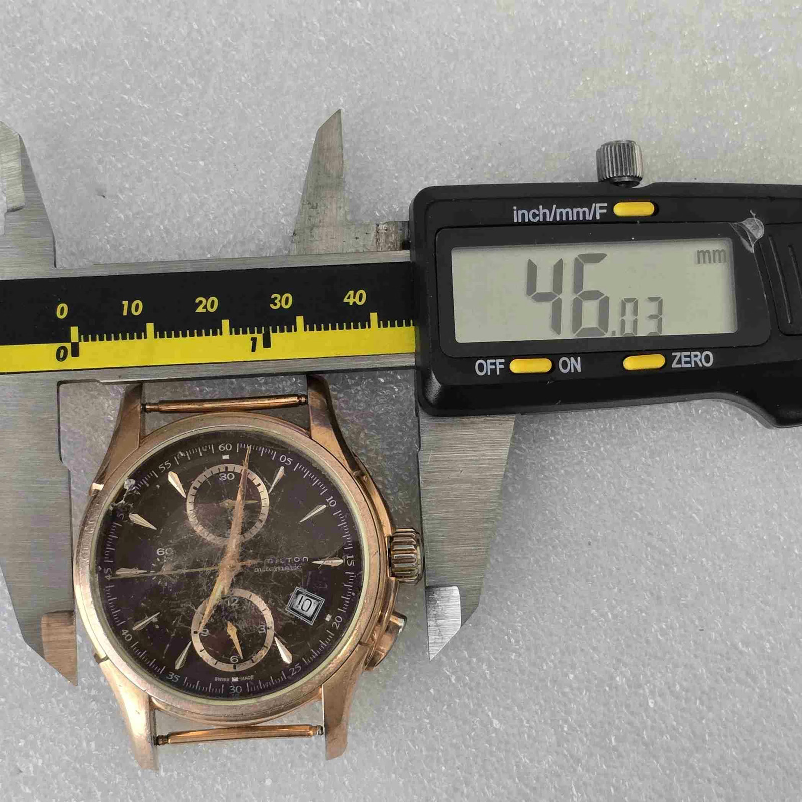HAMILTON KHAKI Steel Chronograph. Ref: H326461. Cal: ETA-7750. For Service