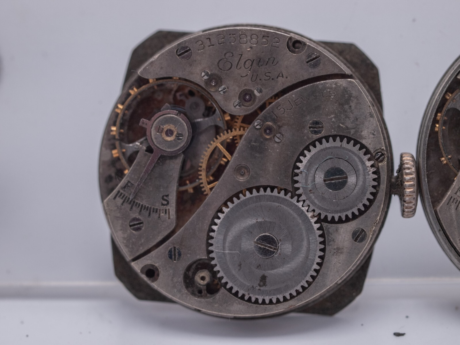 Watchmakers Estate Lot – Elgin USA 6/0s Watch Movements 1928 428 1925 430 Parts