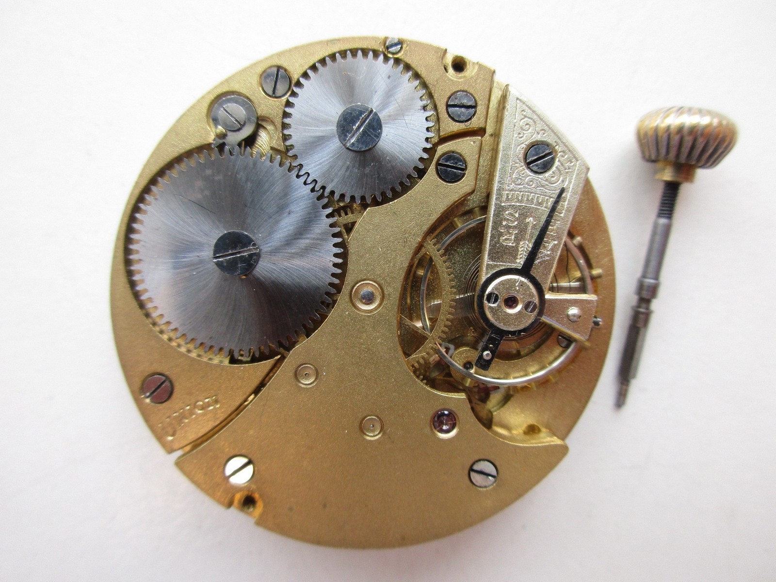 Union crown wind (at 12) pocket watch movement – diam. 42.2 mm – running