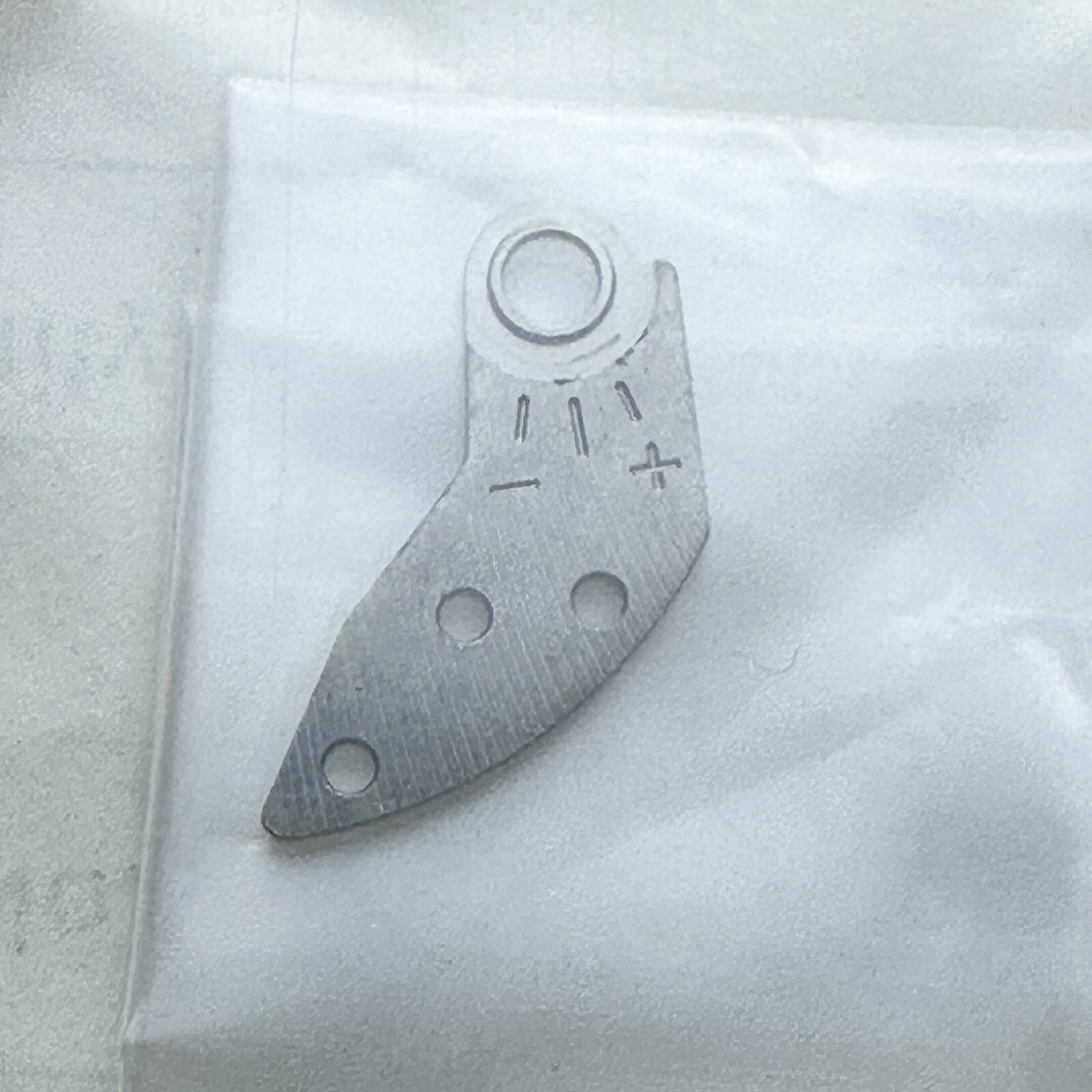 NOS BALANCE COCK FOR VINTAGE SEIKO 6106 6118 6119 / 171612