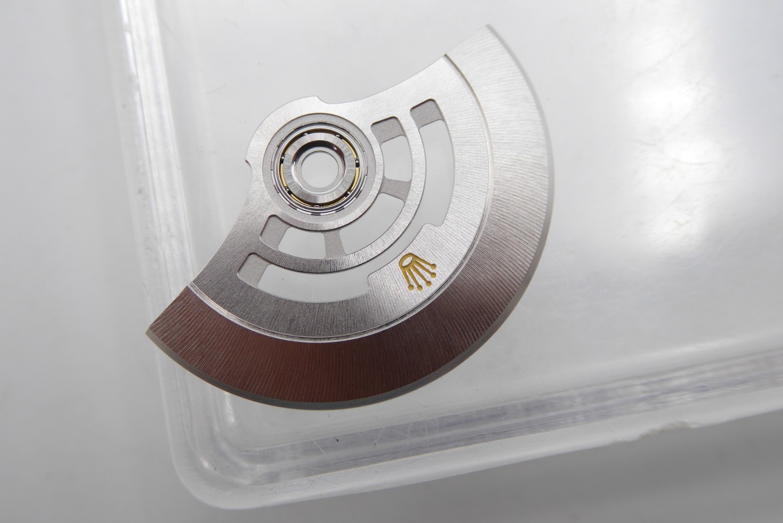 Rolex Oscillating weight rotor 3235-570