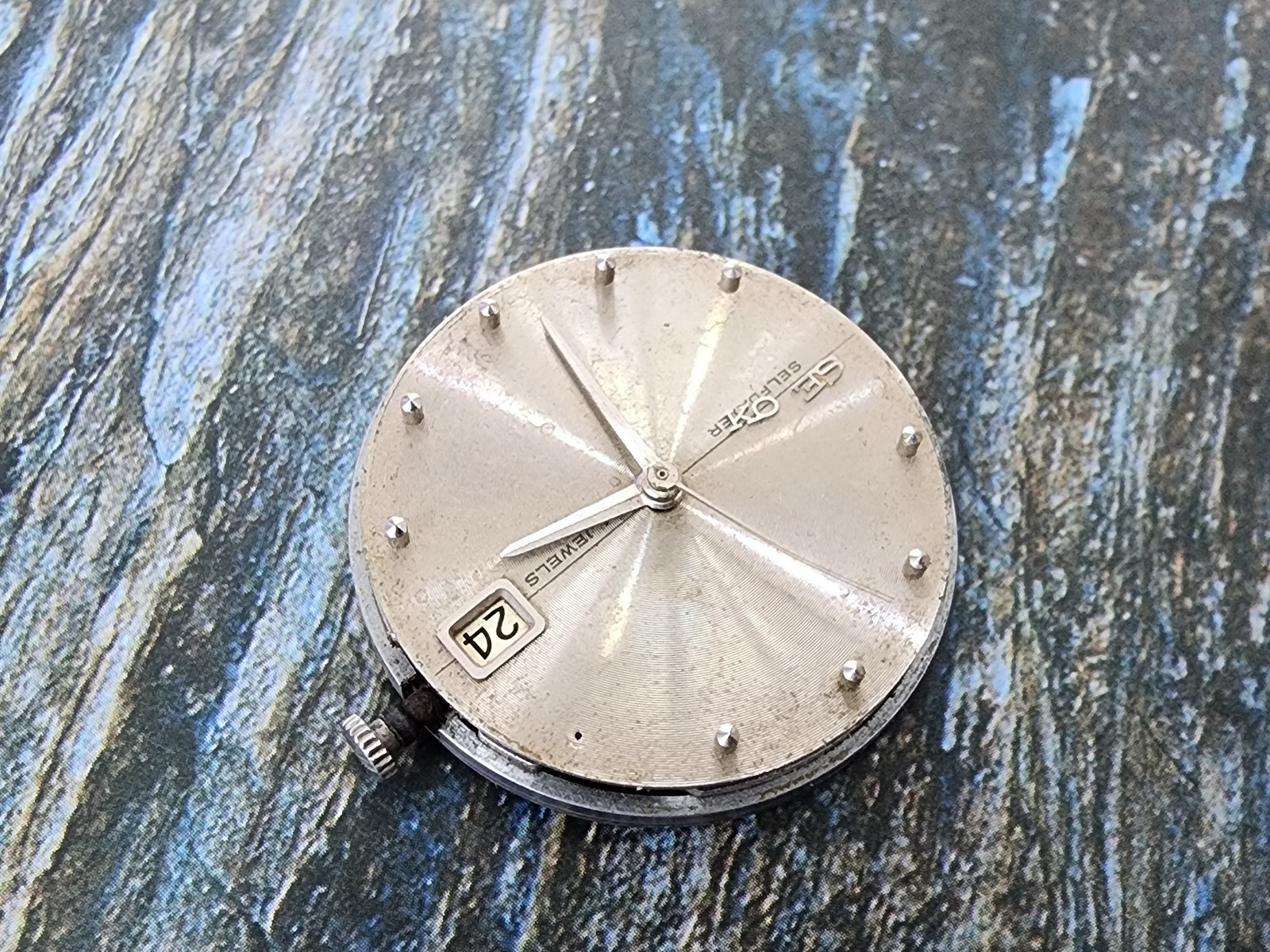Vintage Seiko Seikosha 24 jewels 394 movement for Parts Repair Watchmaker.