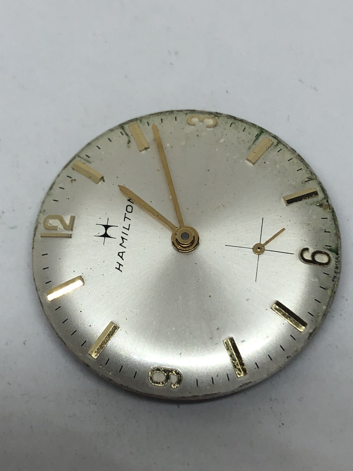 Hamilton 686 17j Watch Movement *Needs Service*