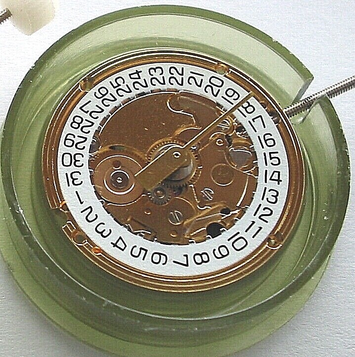 ETA 256.111, 1426, 1427, L.152.2, new watch movement with date and 2nd hand.