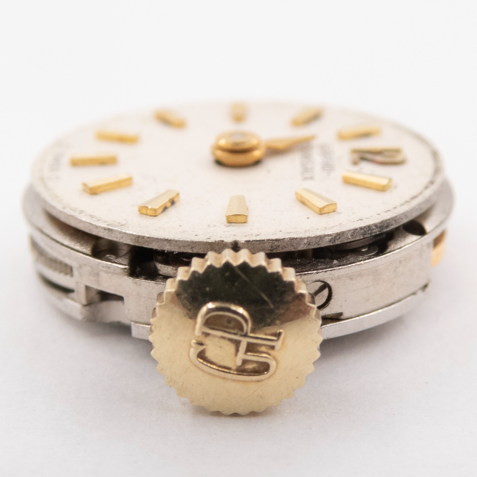 Vintage Girard-Perregaux 13.7 x 4.5 mm 15-Jewel Wristwatch Movement, Runs