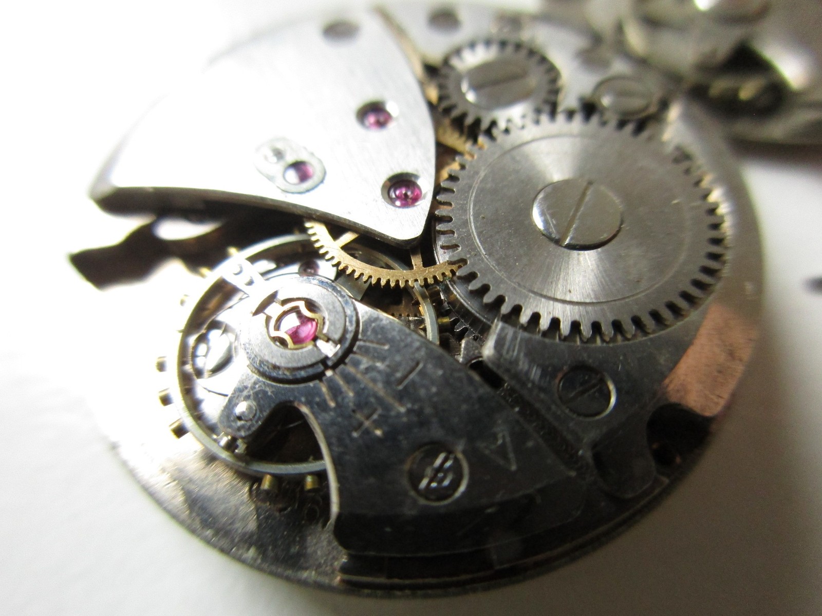FHF Fontainemelon cal. 67 Swiss watch movements – for parts